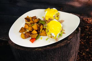 Carnitas Benedict