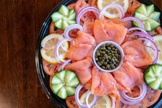 Lox and Bagels Platter 1/2 Dozen