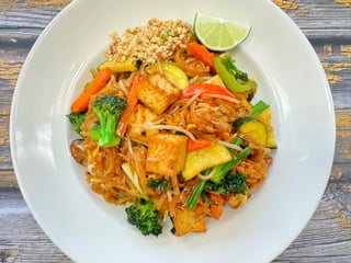 VEGAN PAD THAI - SUNDAY