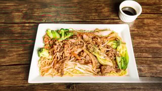 V8. Stir-Fried Noodles - Mi Xao