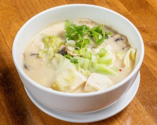 Tom Kha