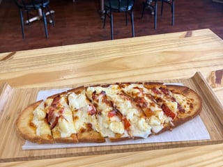 Pepperoni Mac Flatbread