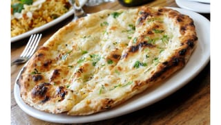 Garlic Naan(2)