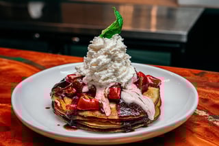 CLASSIC BUTTERMILK PANCAKES