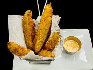 D' FRIED PICKLES