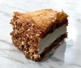 BAKLAVA CHEESECAKE