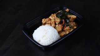 Crispy Garlic Chicken with Rice