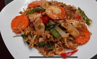 Fiery Pad Thai  (Lunch)
