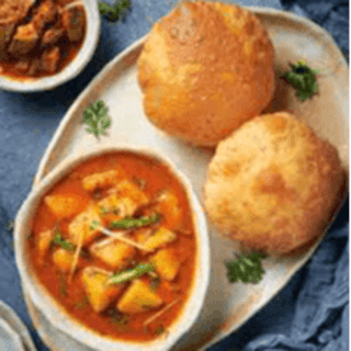 Aloo Puri (Potato Curry with Puff Bread)