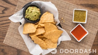 Chips & Guacamole