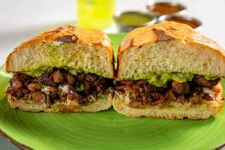Pollo Asado Torta