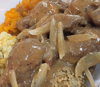 Smothered Chicken Wings