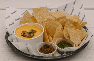 Chips & Queso