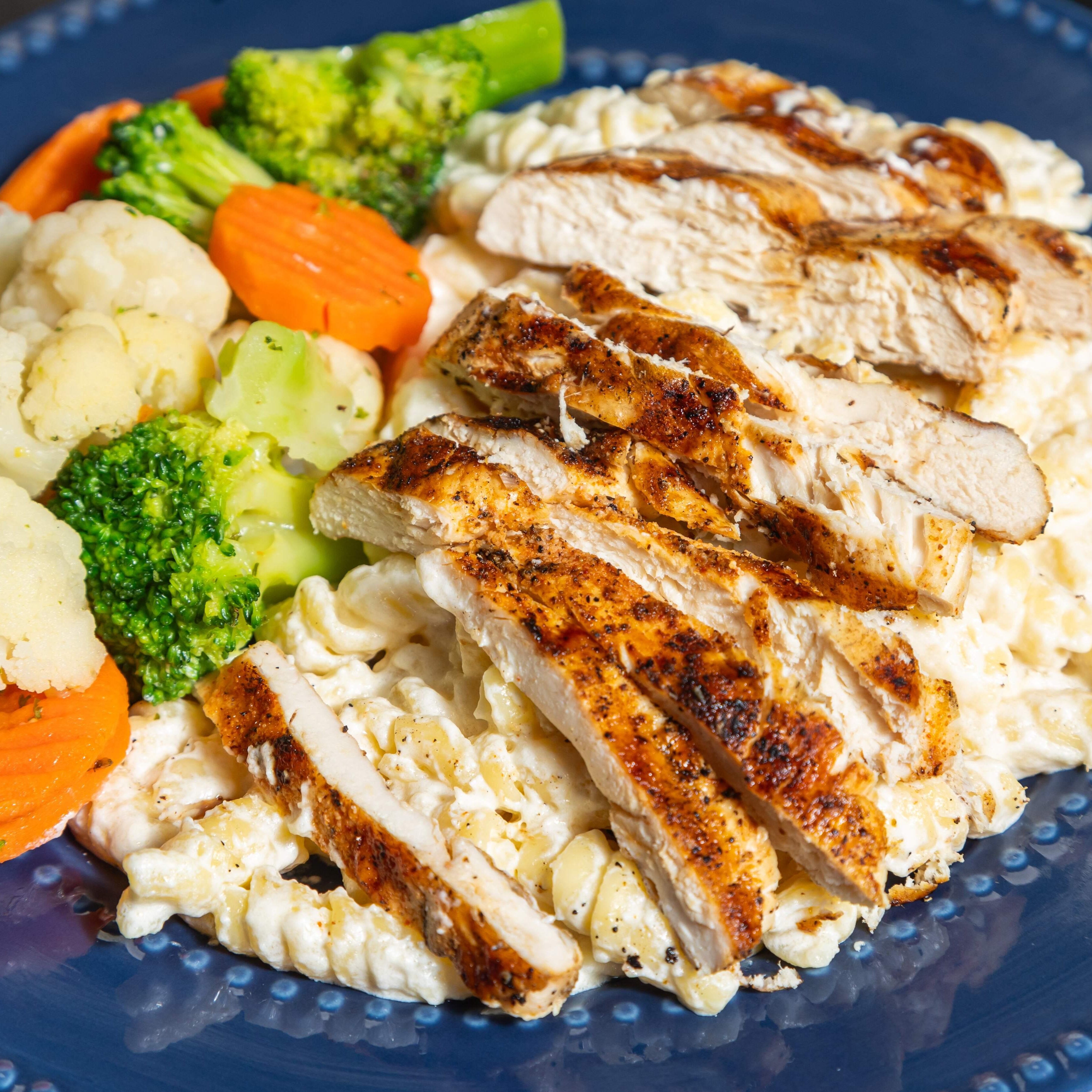 Chicken Alfredo.