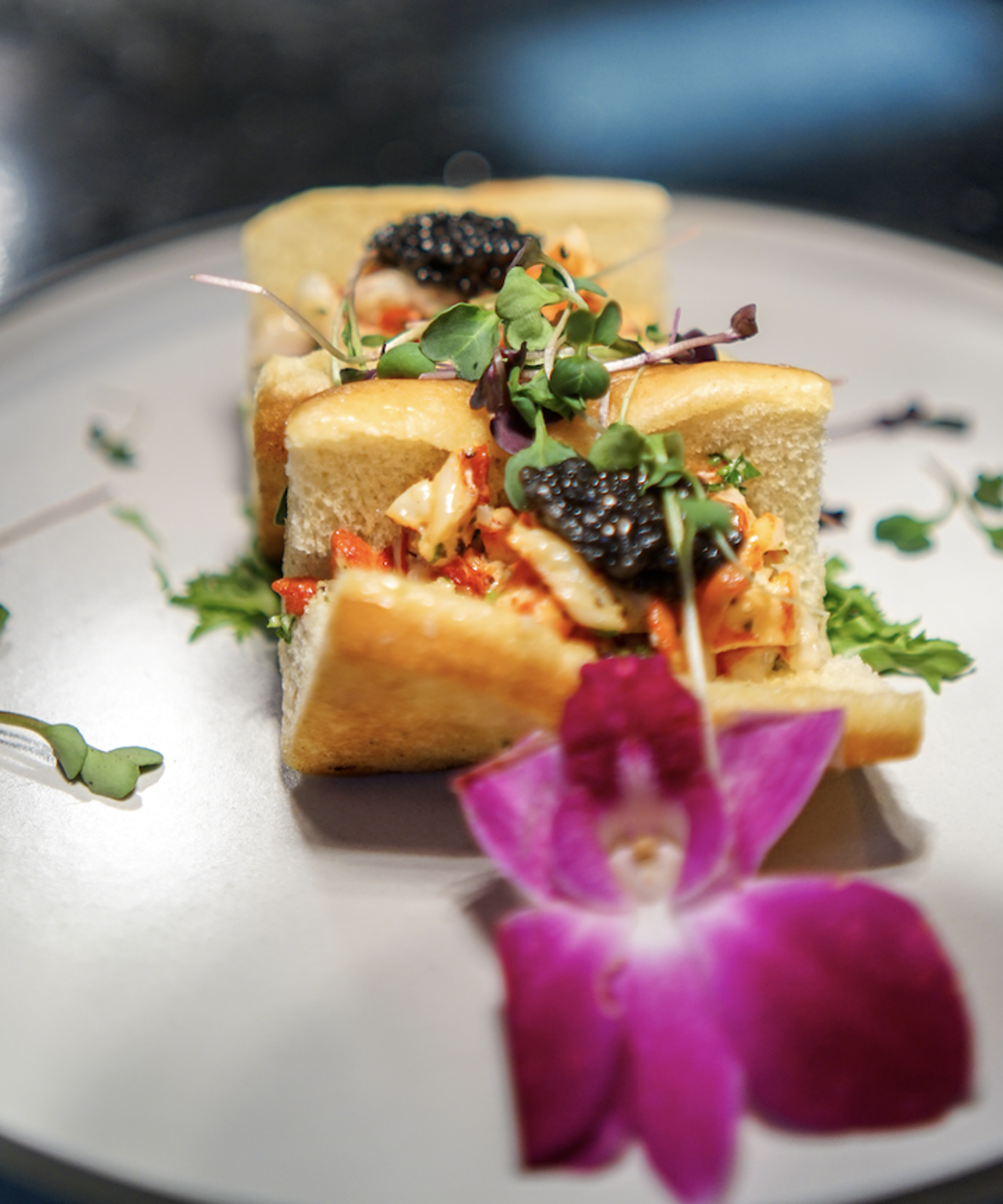 Lobster Roll Caviar.