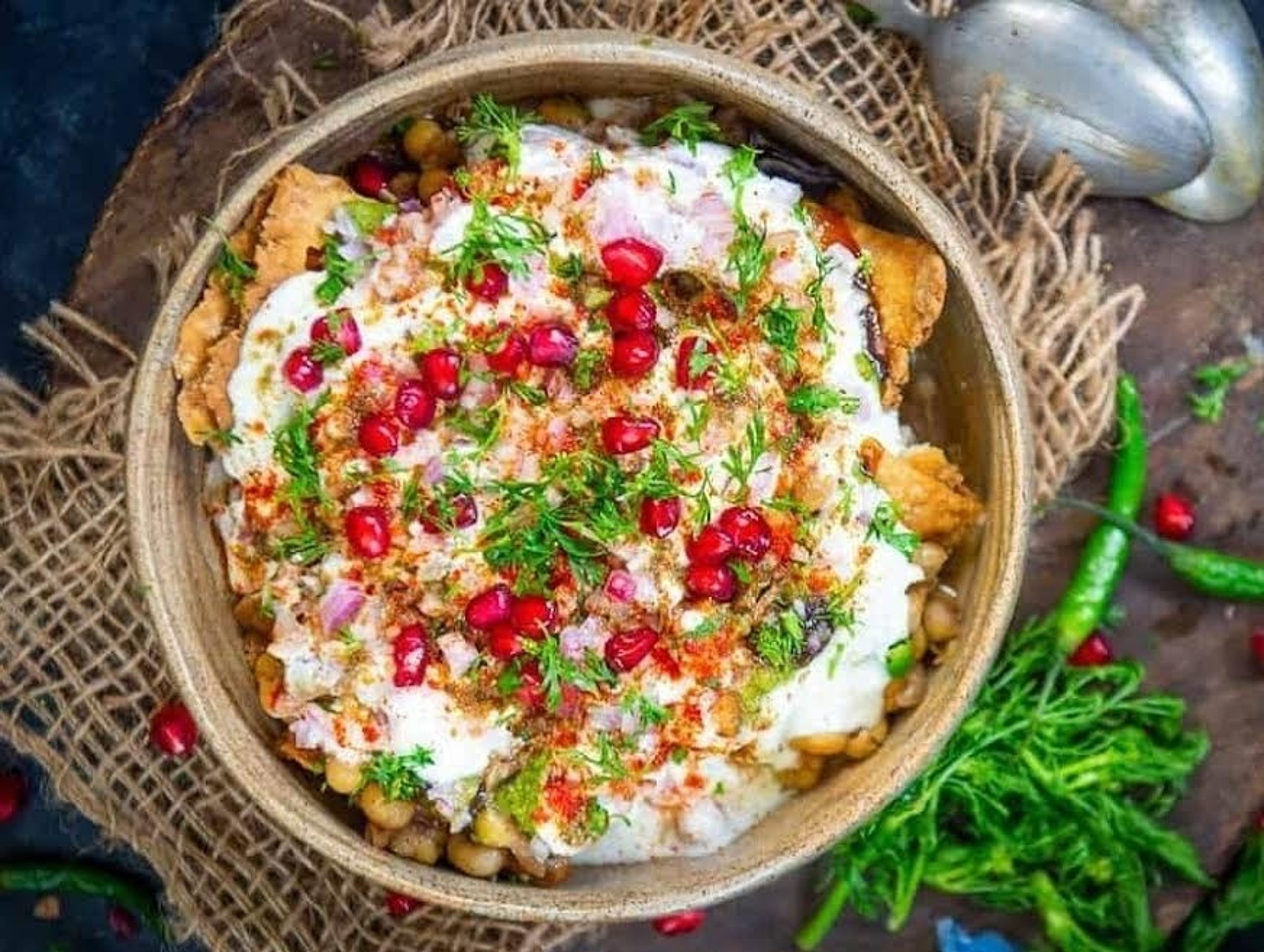 SAMOSA CHAAT.