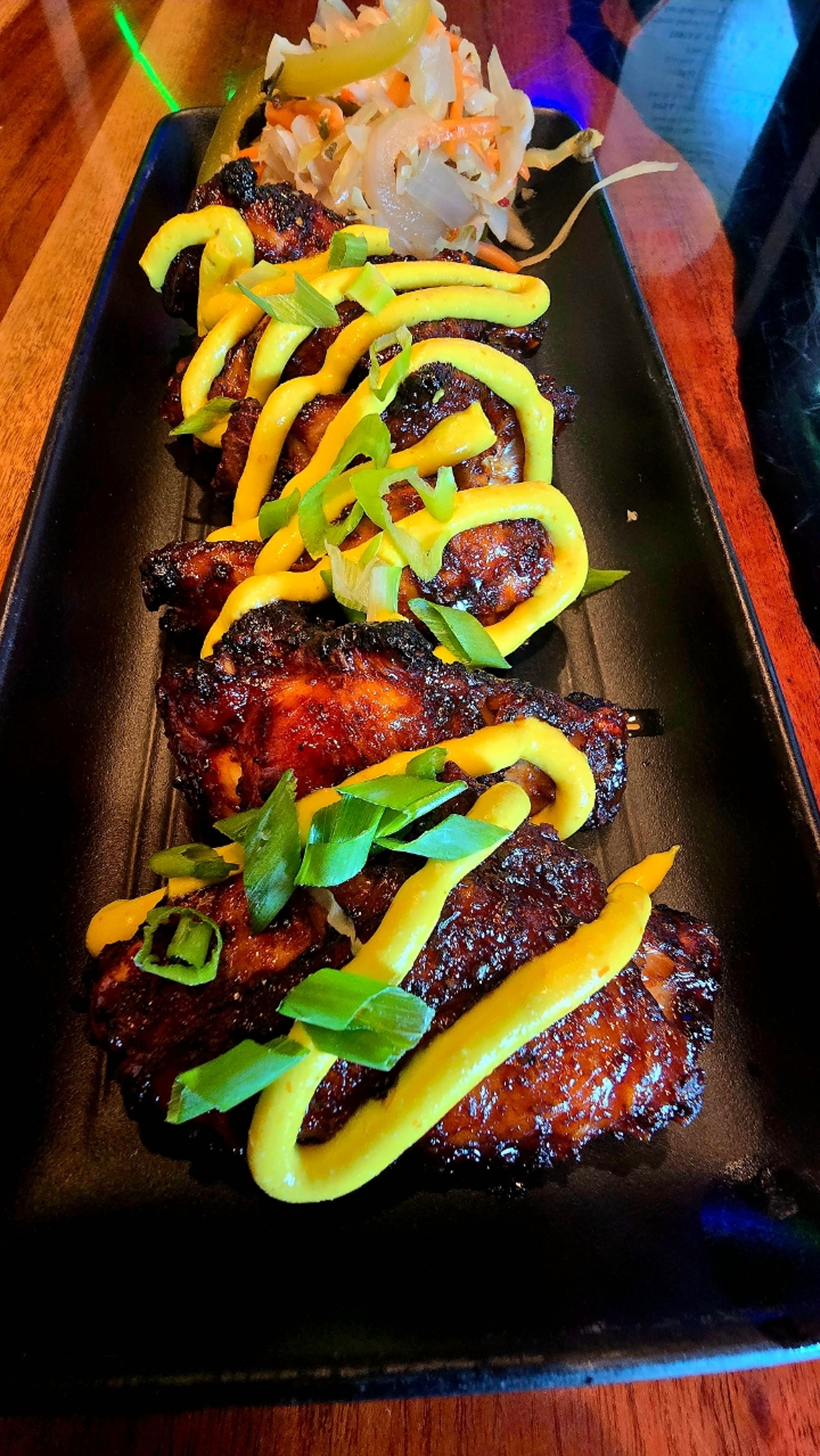 (6) Peruvian Wings TG.