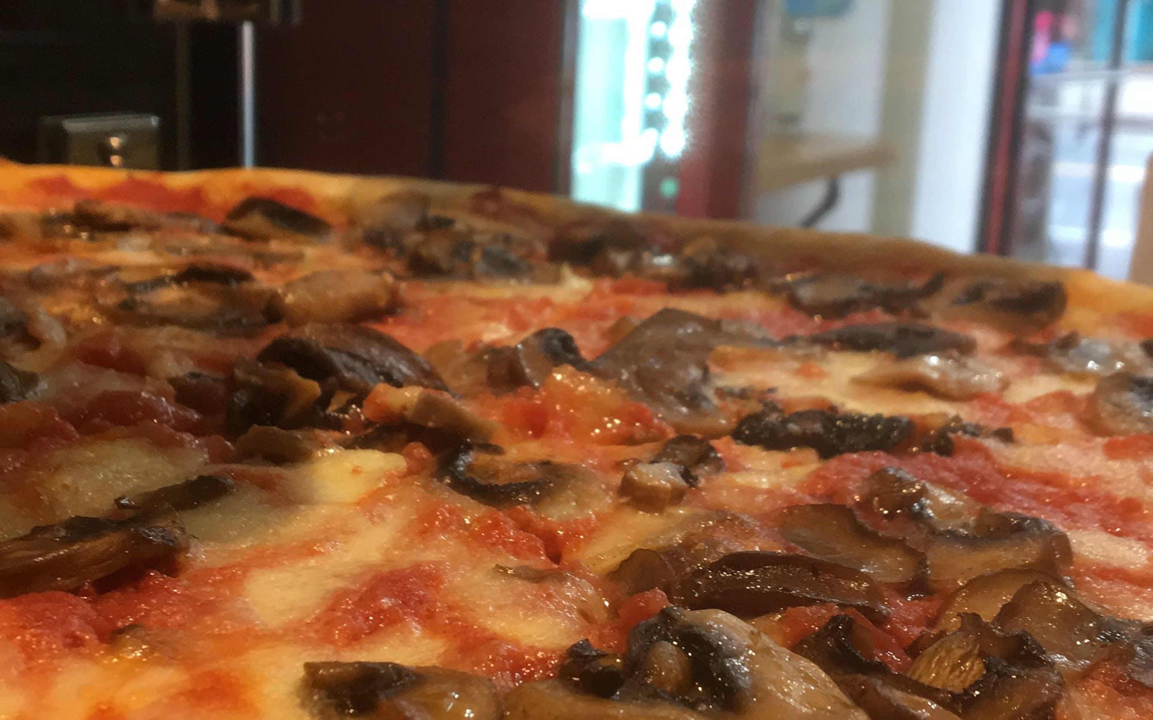 Funghi Pizza Rotonda 12”.