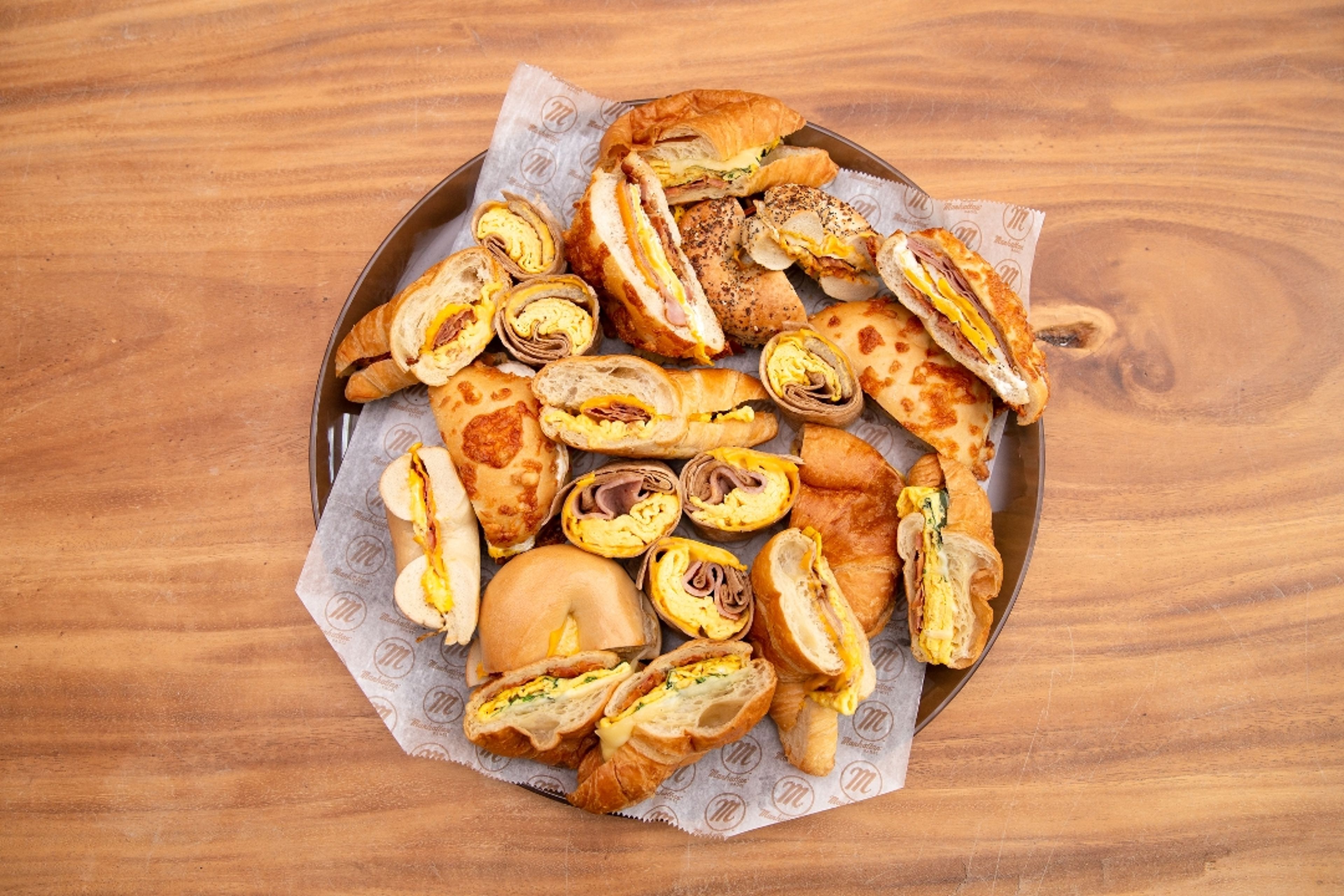 Signature Egg Sandwich Box 1/2 Dozen.