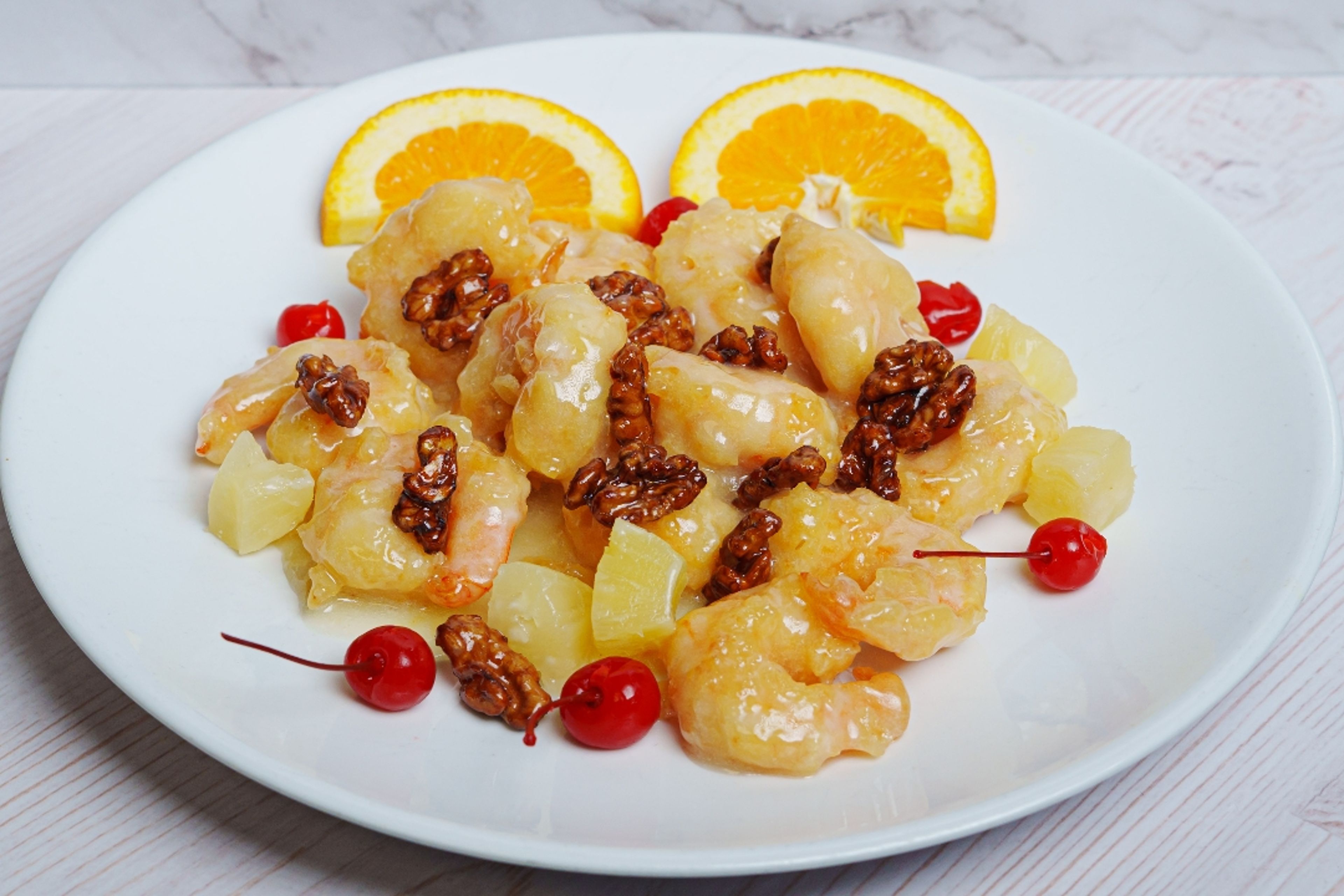 Crispy Honey Walnut Shrimp 核桃虾 Camarones con nueces.