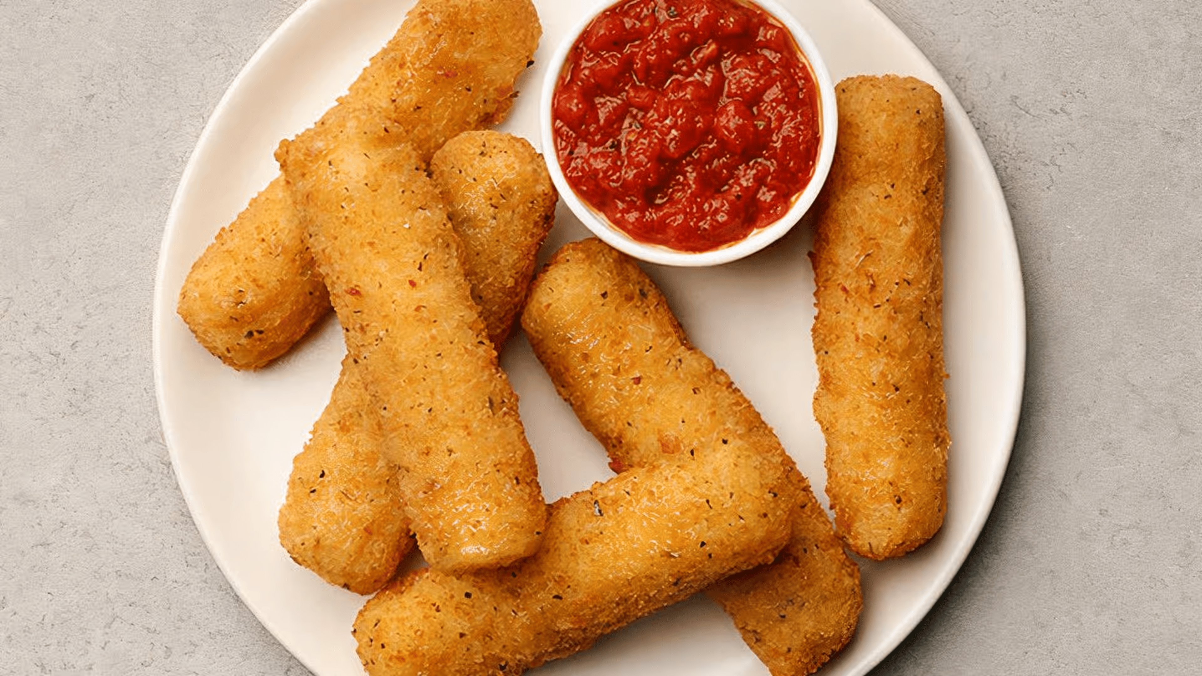 Delicious Mozzarella Sticks: A Crowd Favorite