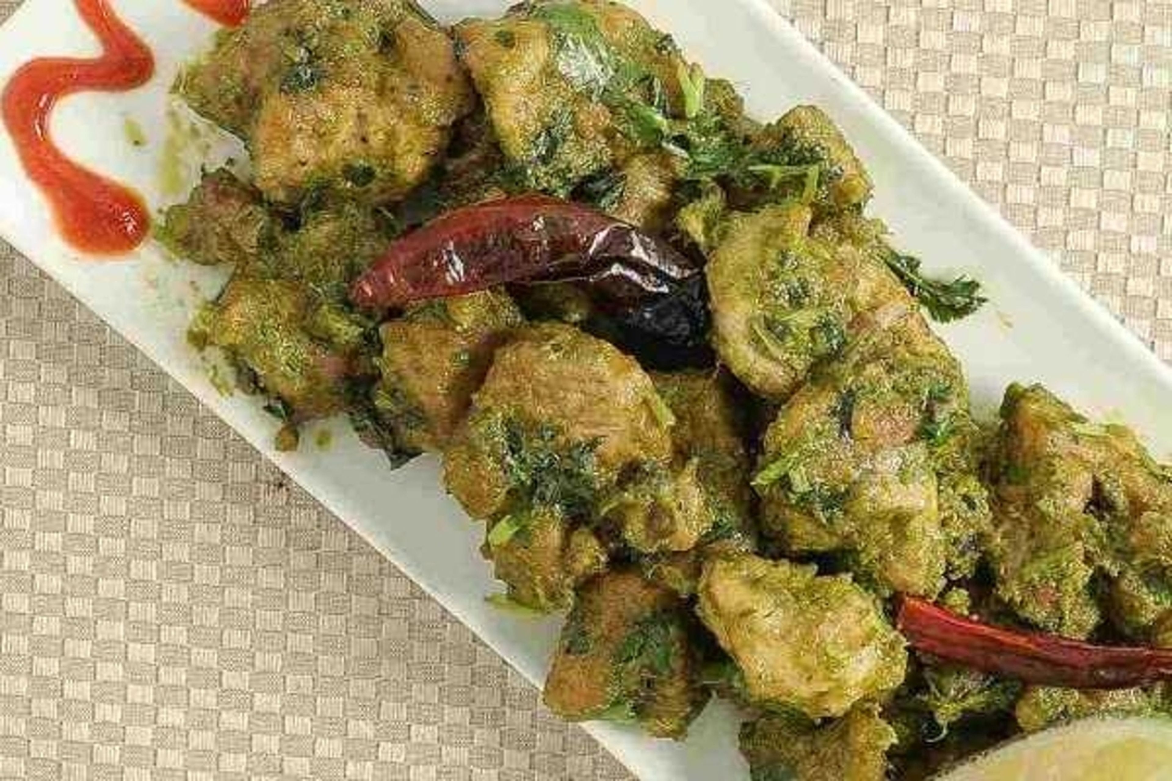 Bucket Kothimeera Kodi (Cilantro Chicken).