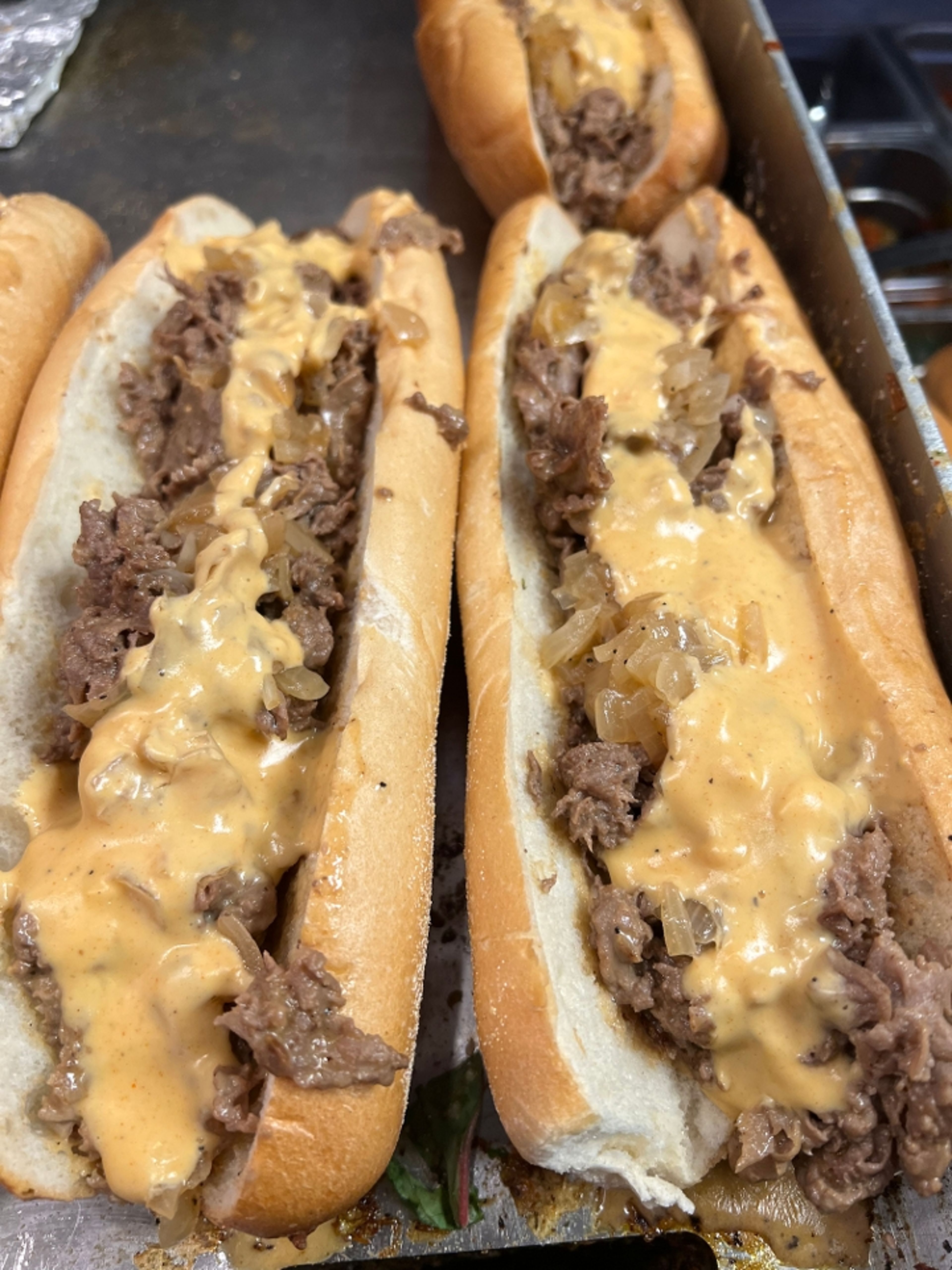 Wiz *Chicken* Kiddie cheesesteak w/Fries.