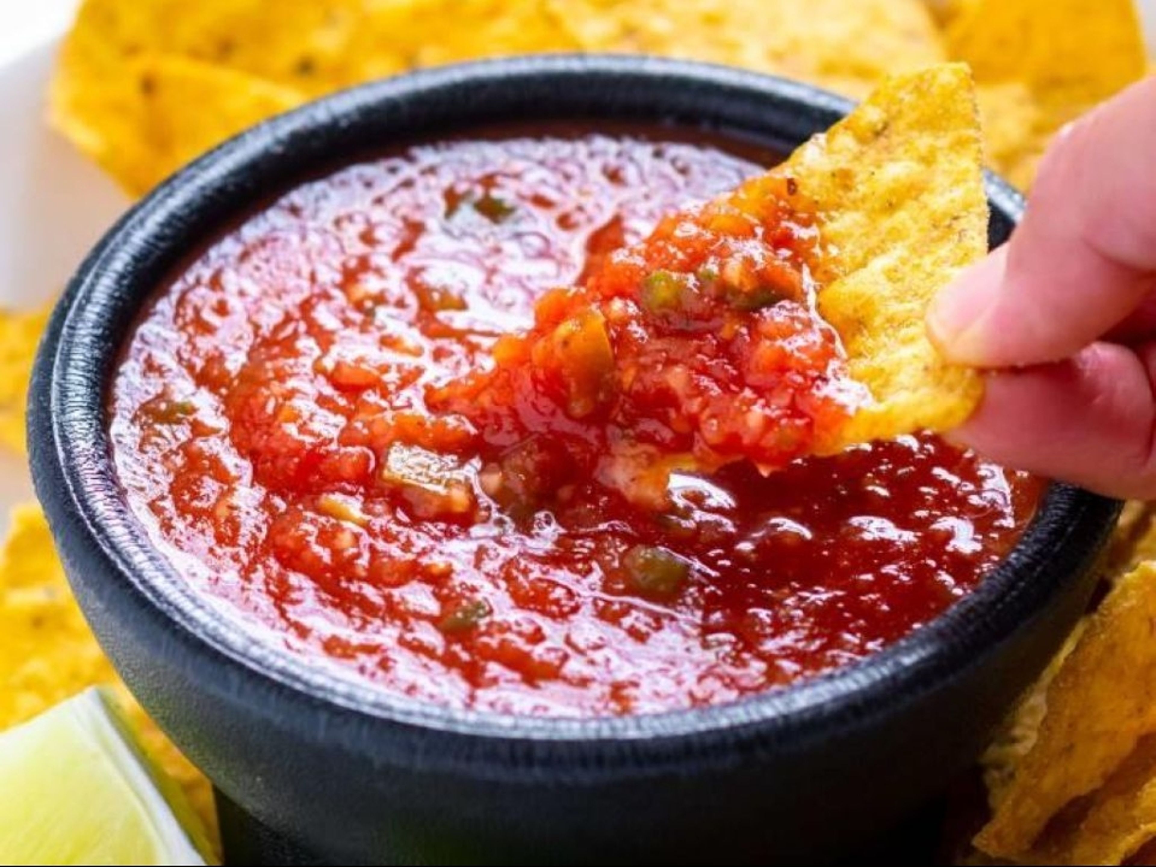 16 oz Salsa.