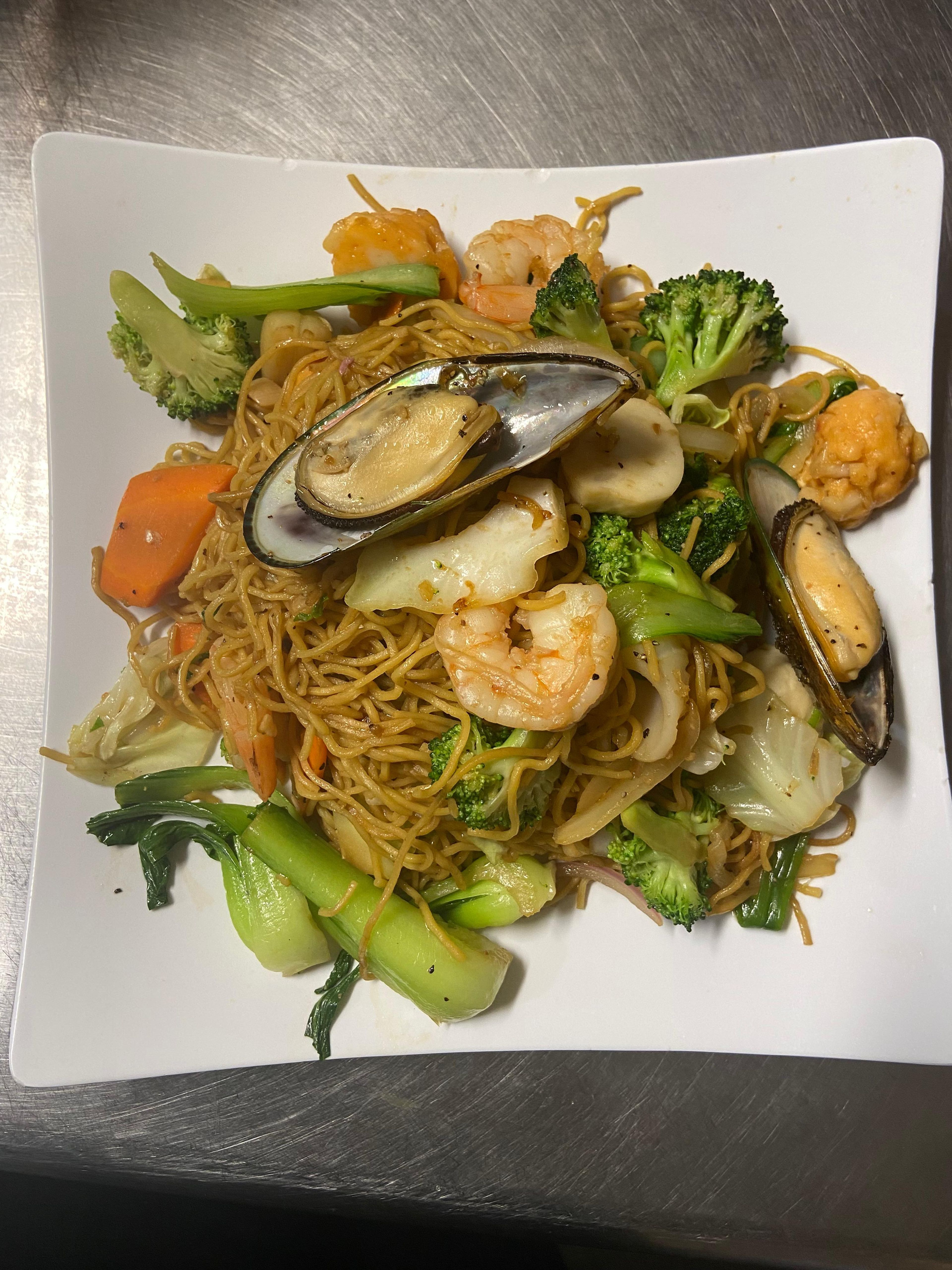 N 13-  Soft Egg Noodle / Mì Xào Mêm.