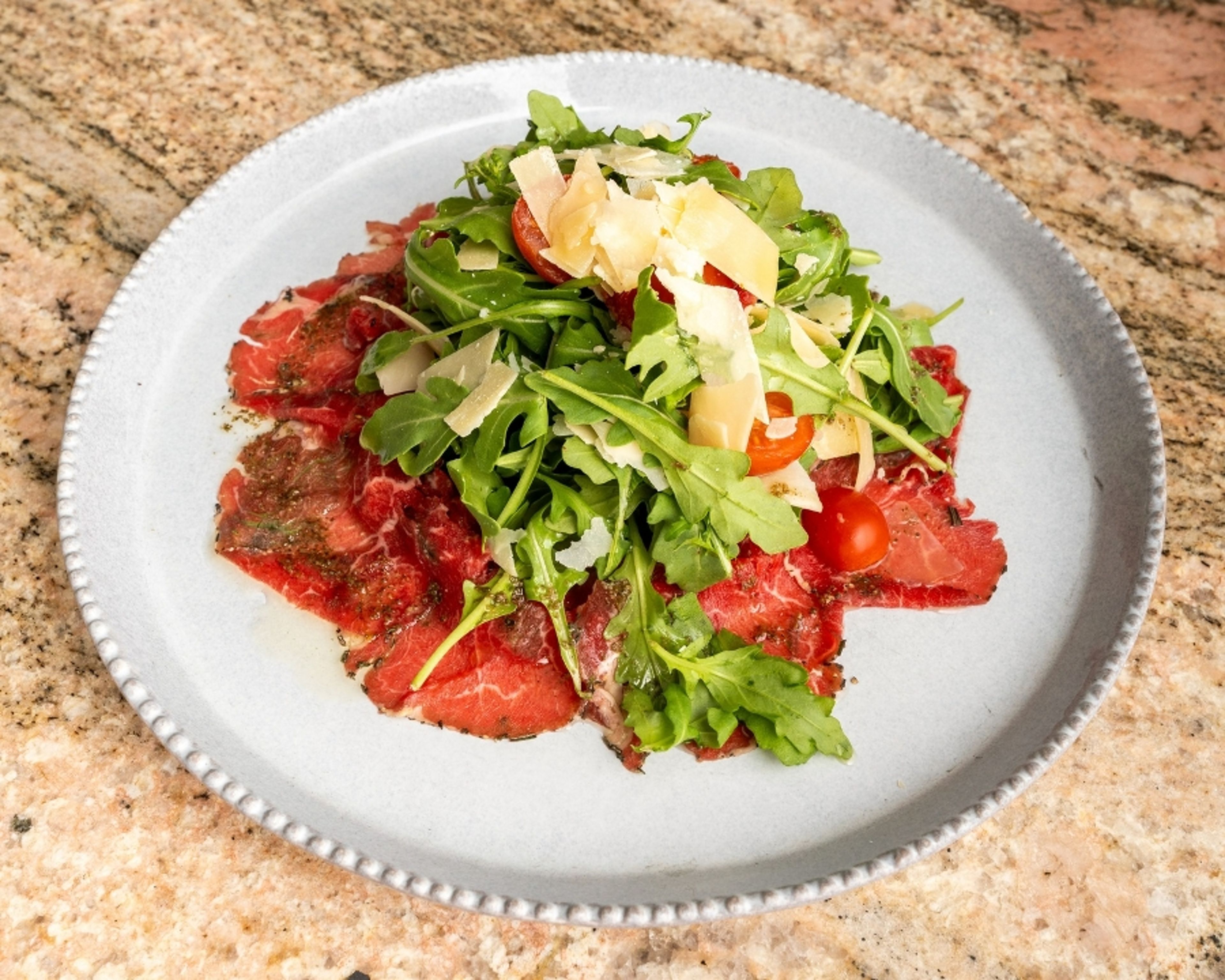 Carpaccio Con Rucola.