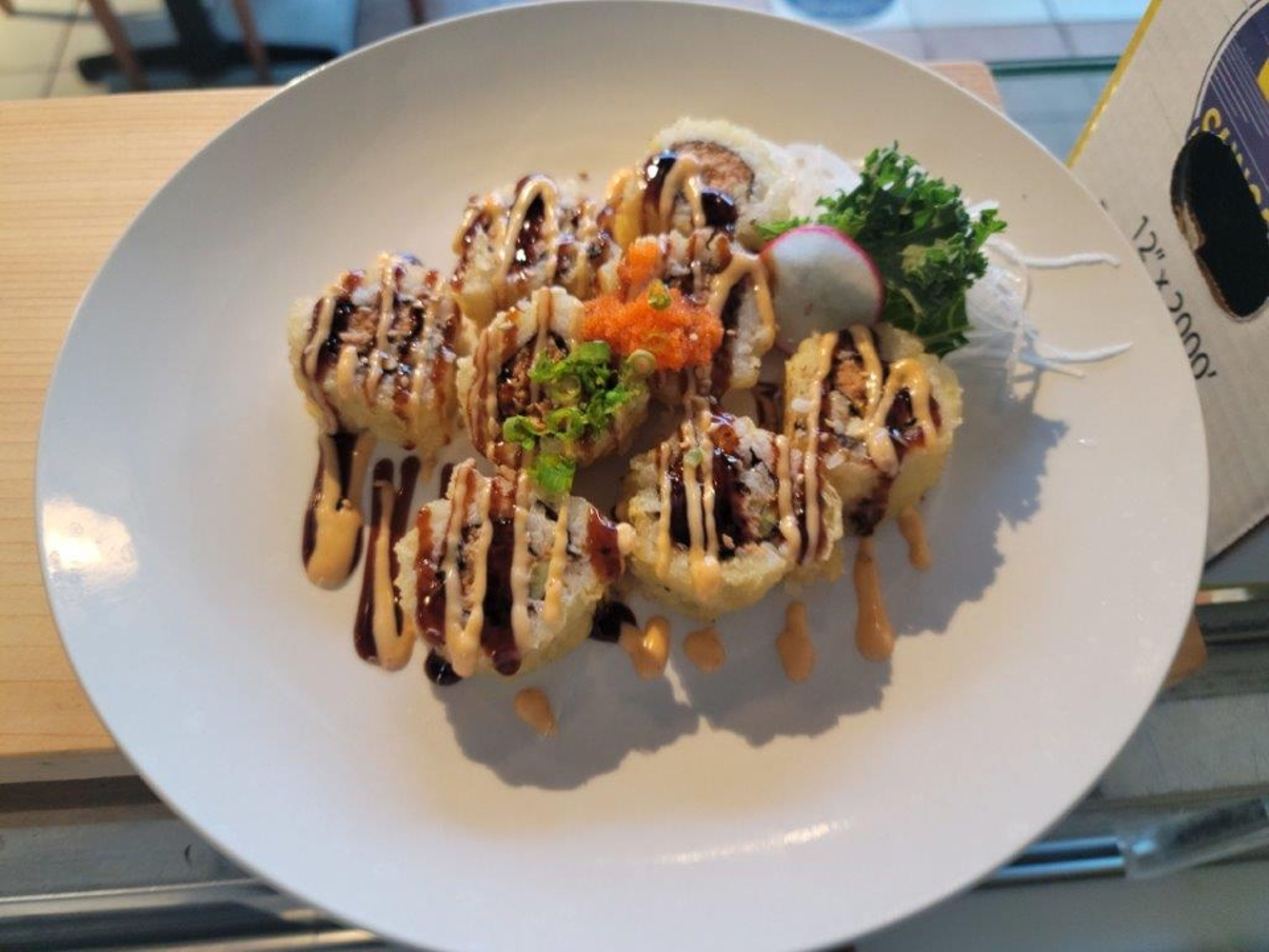 TR18-GOLDEN CALIFORNIA ROLL