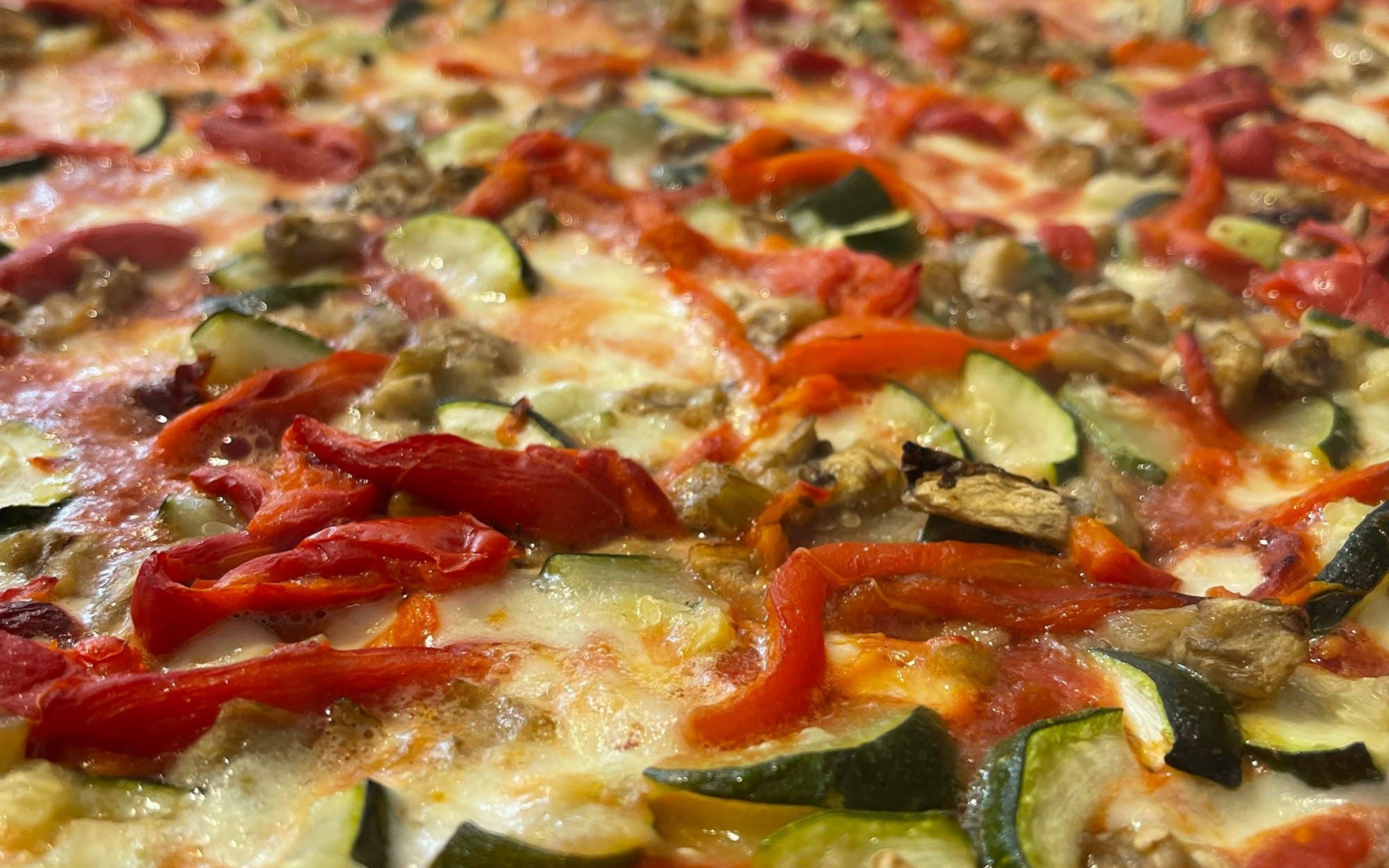 Vegetariana Pizza Rotonda 16”.