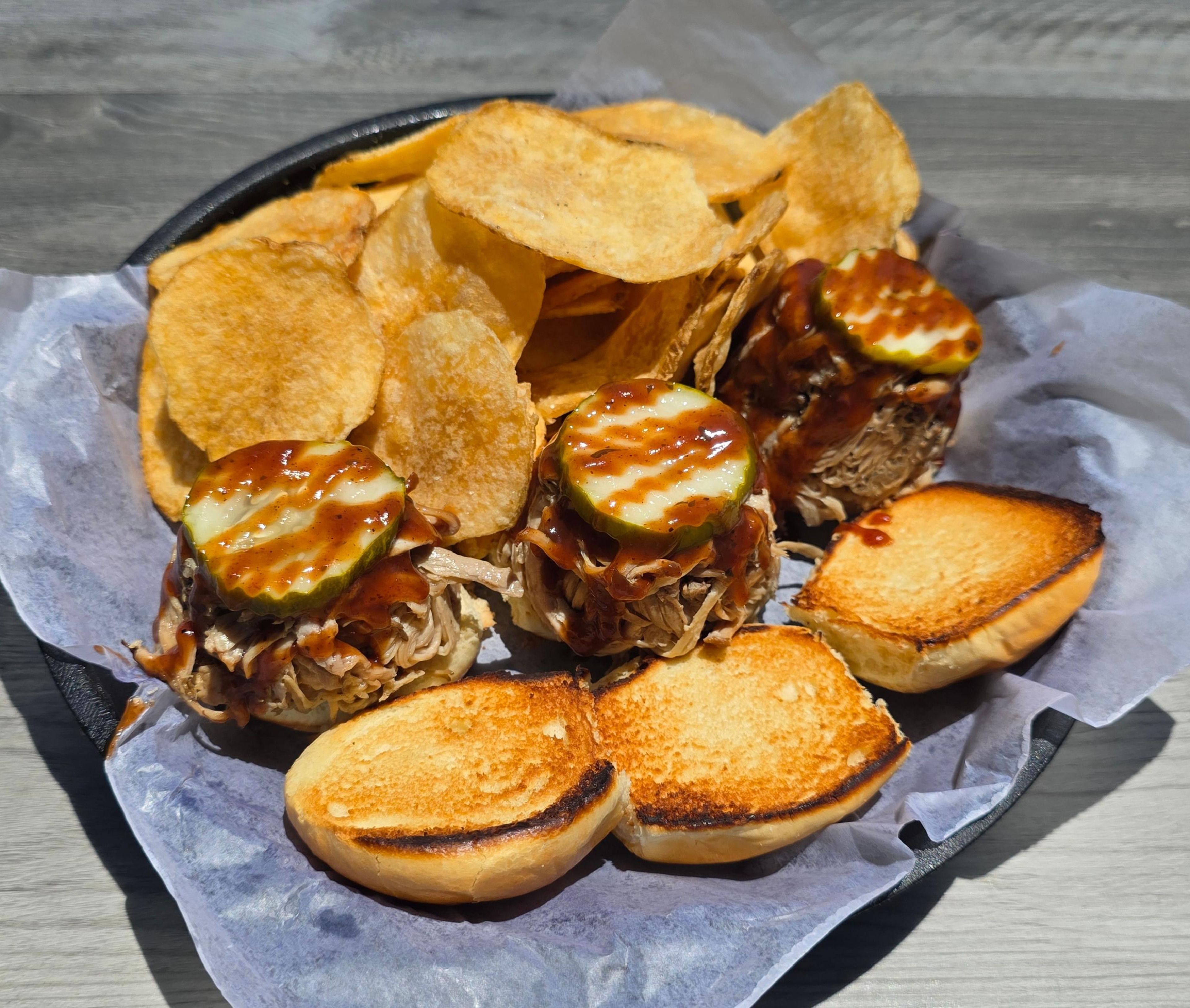 Smokin Island Sliders.