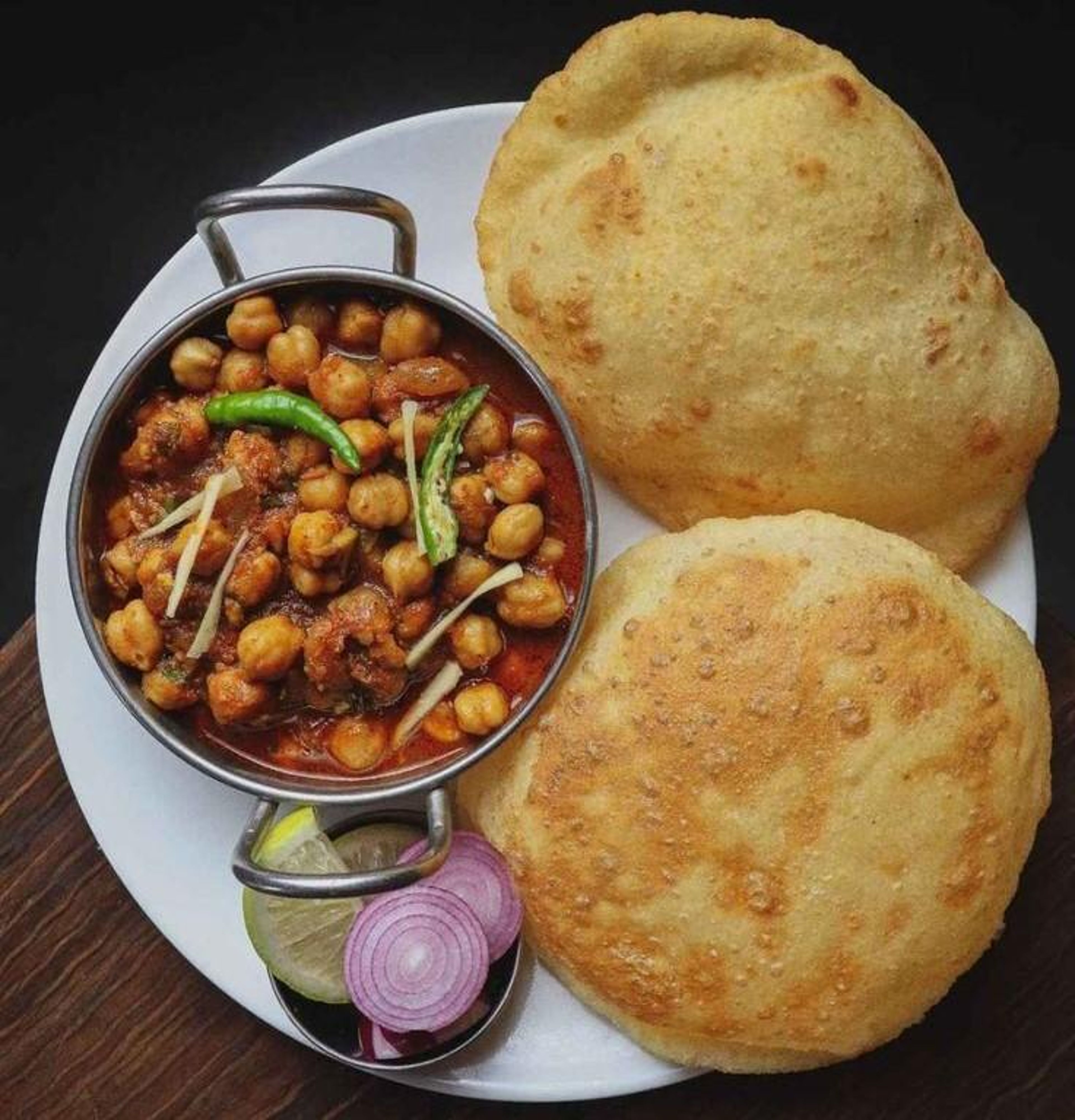 Chana Batura.