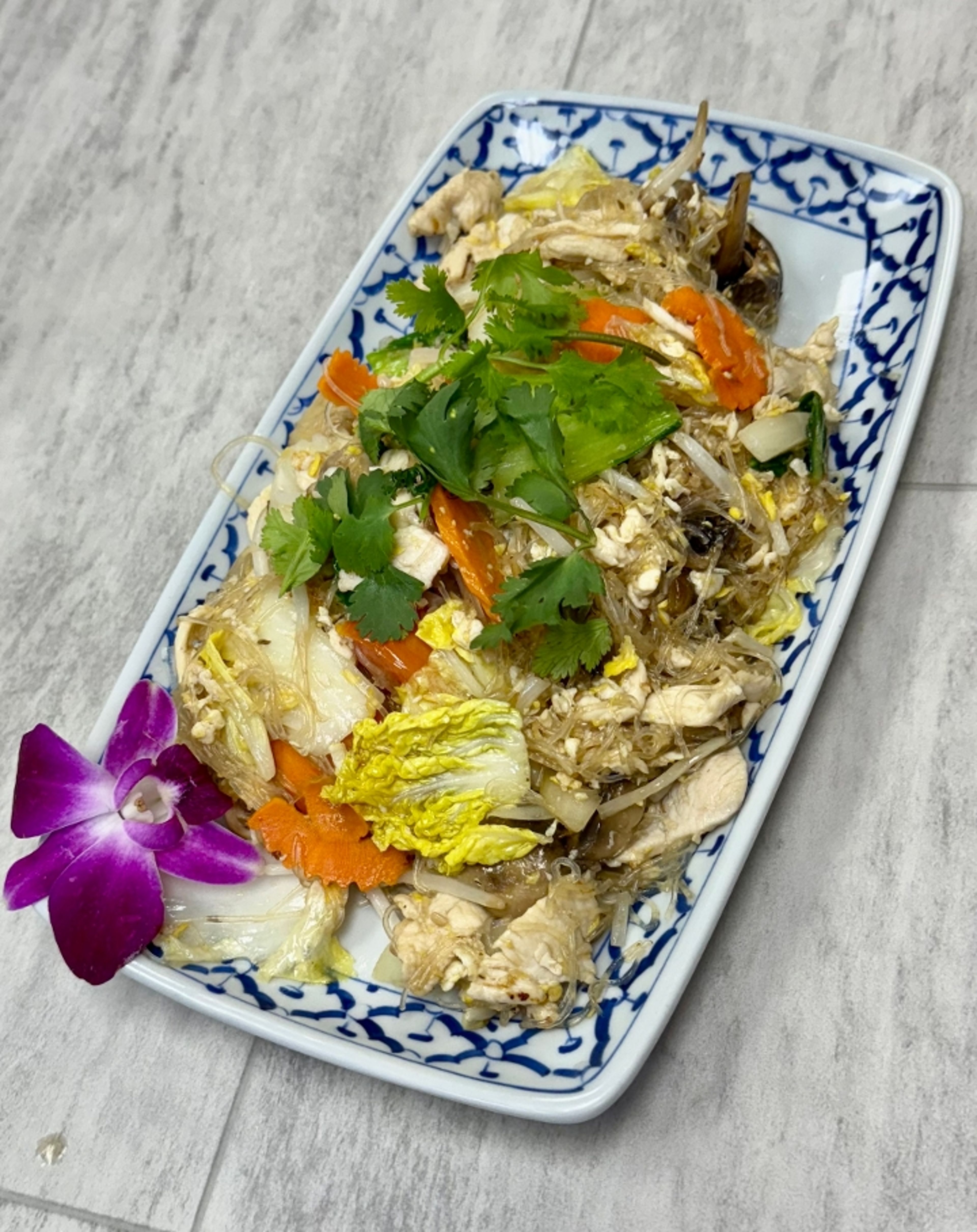 Phad Woon Sen (Silver Noodles).