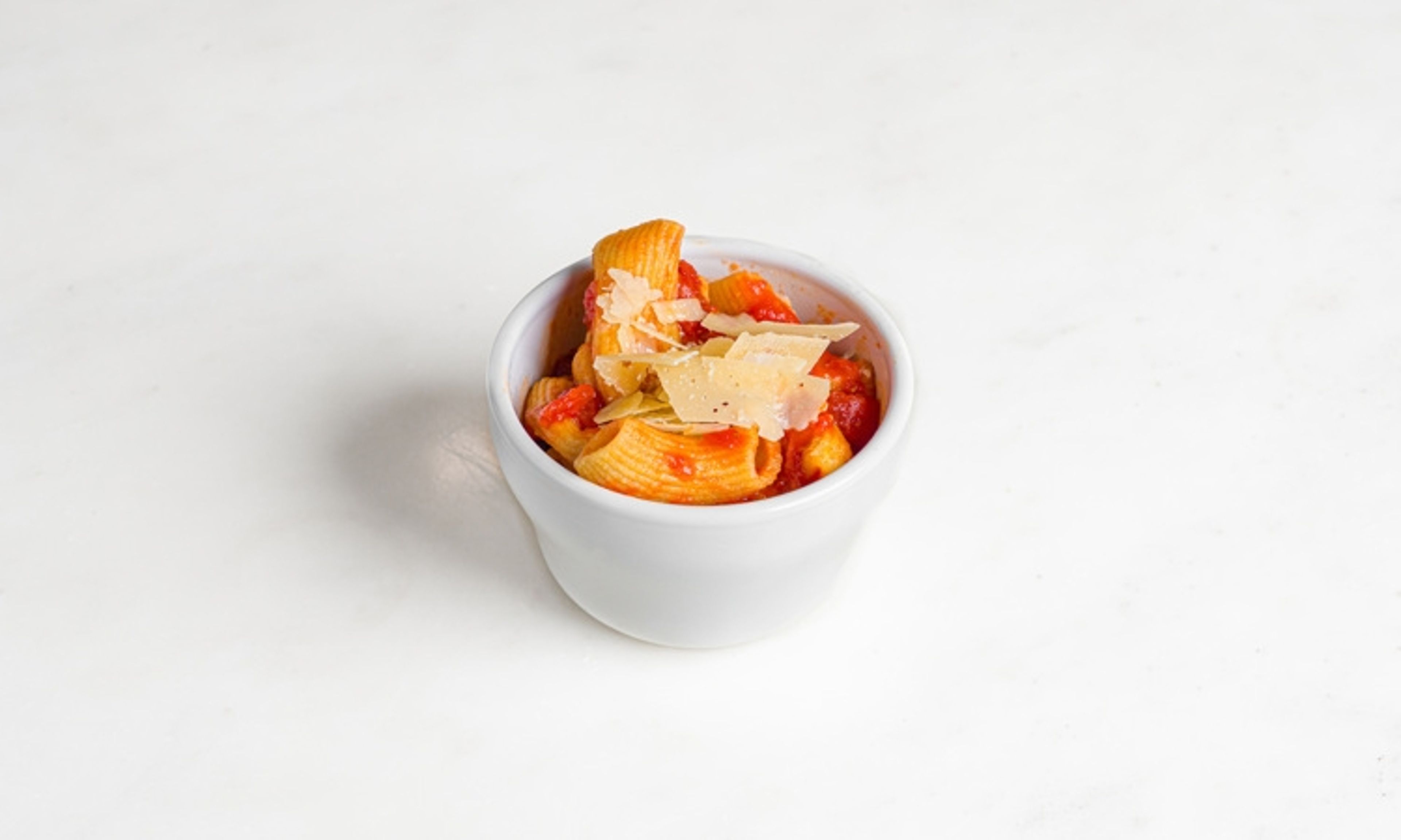 Rigatoni with Marinara and Cheese.