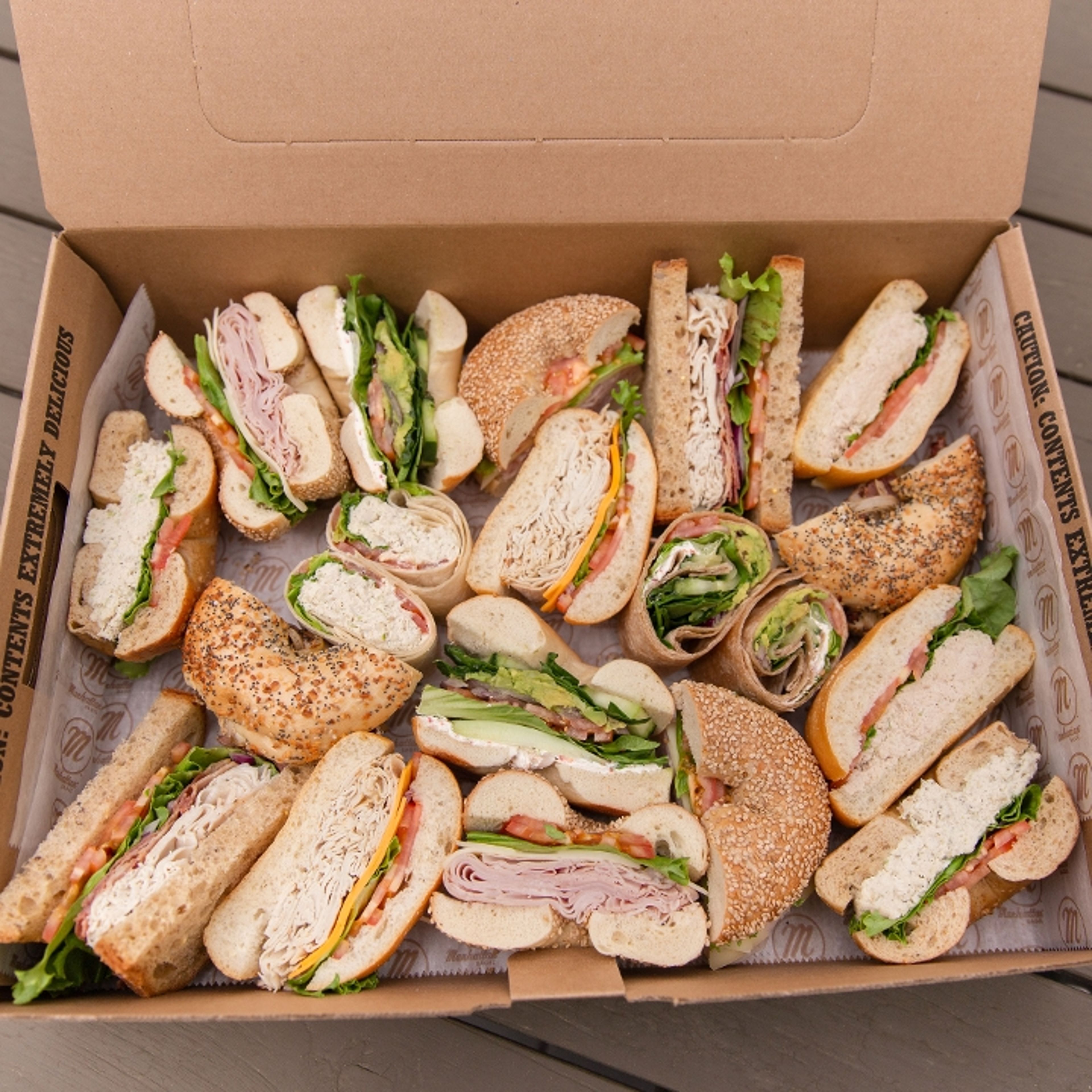 Classic Lunch Box 1/2 Dozen.