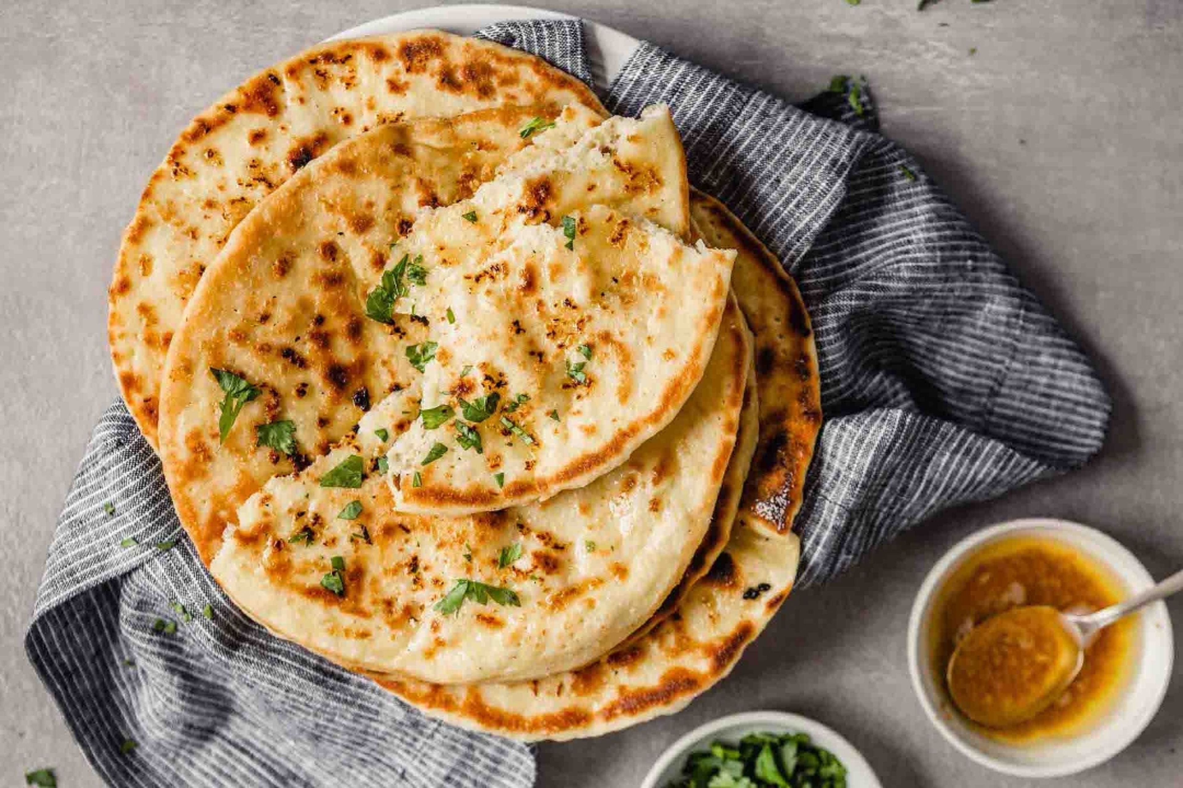 Garlic Naan | veg, contains egg.