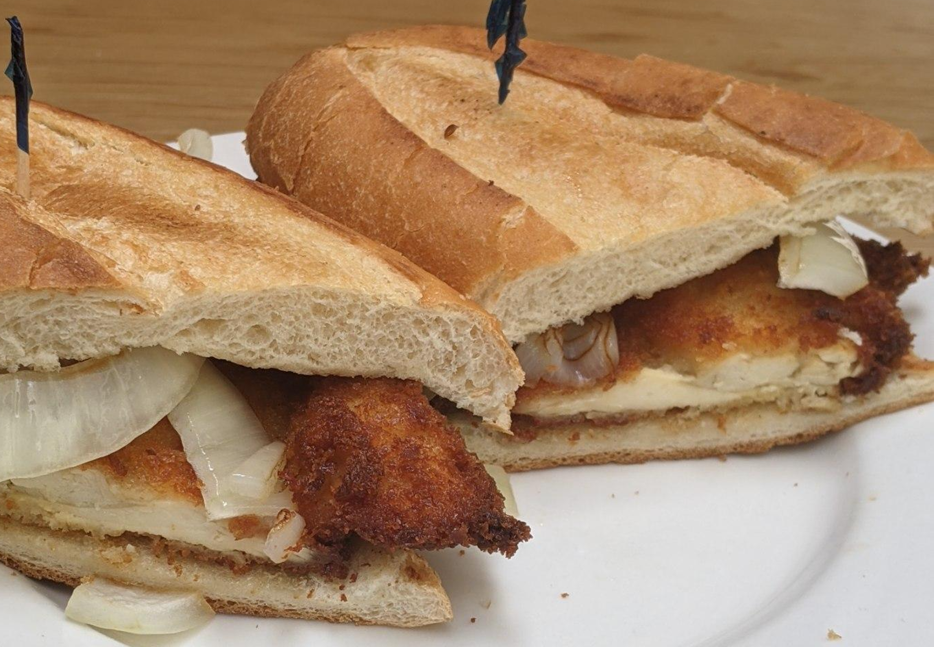 Pechuga Empanizada Sandwich.