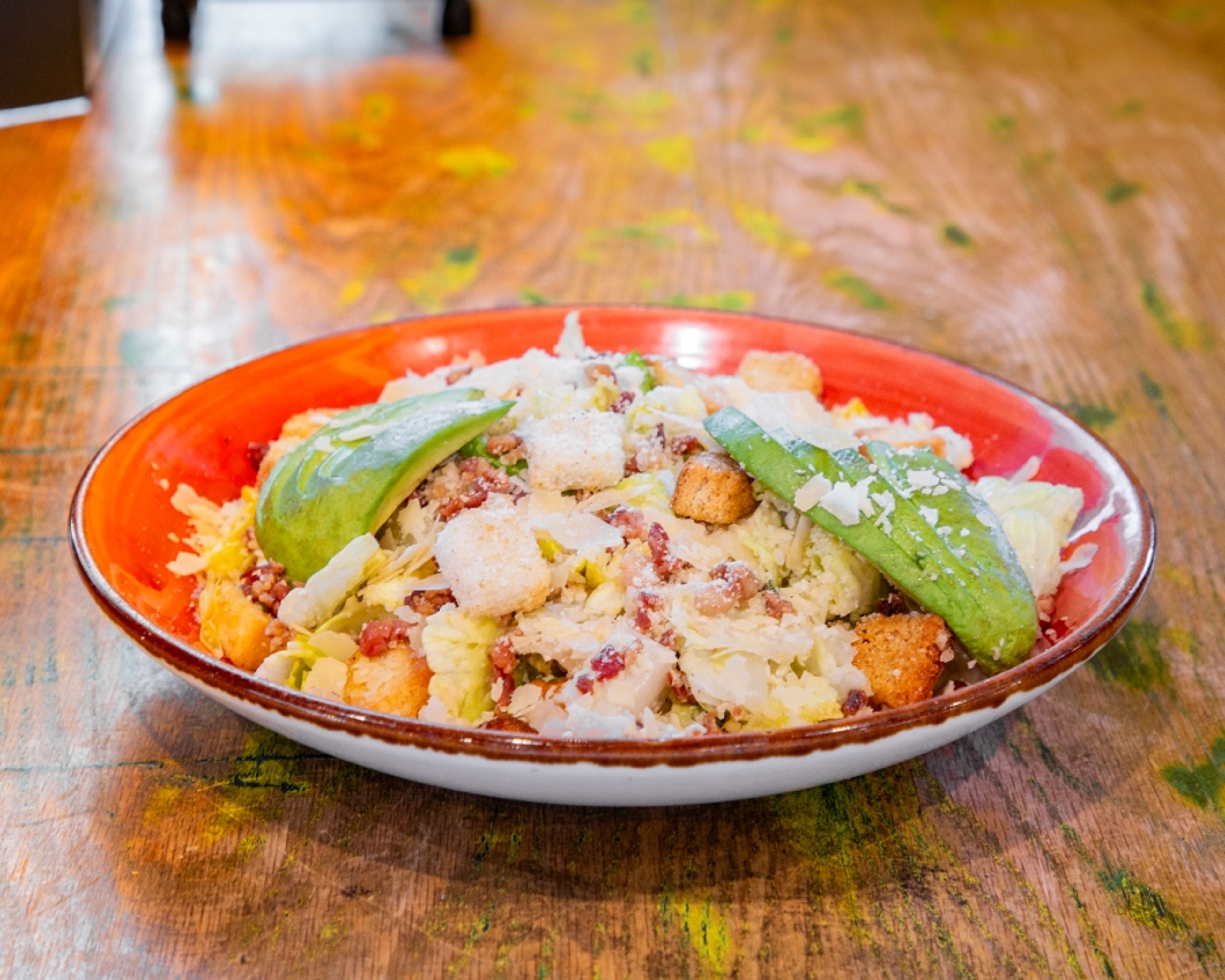 Ensalada Caesar.