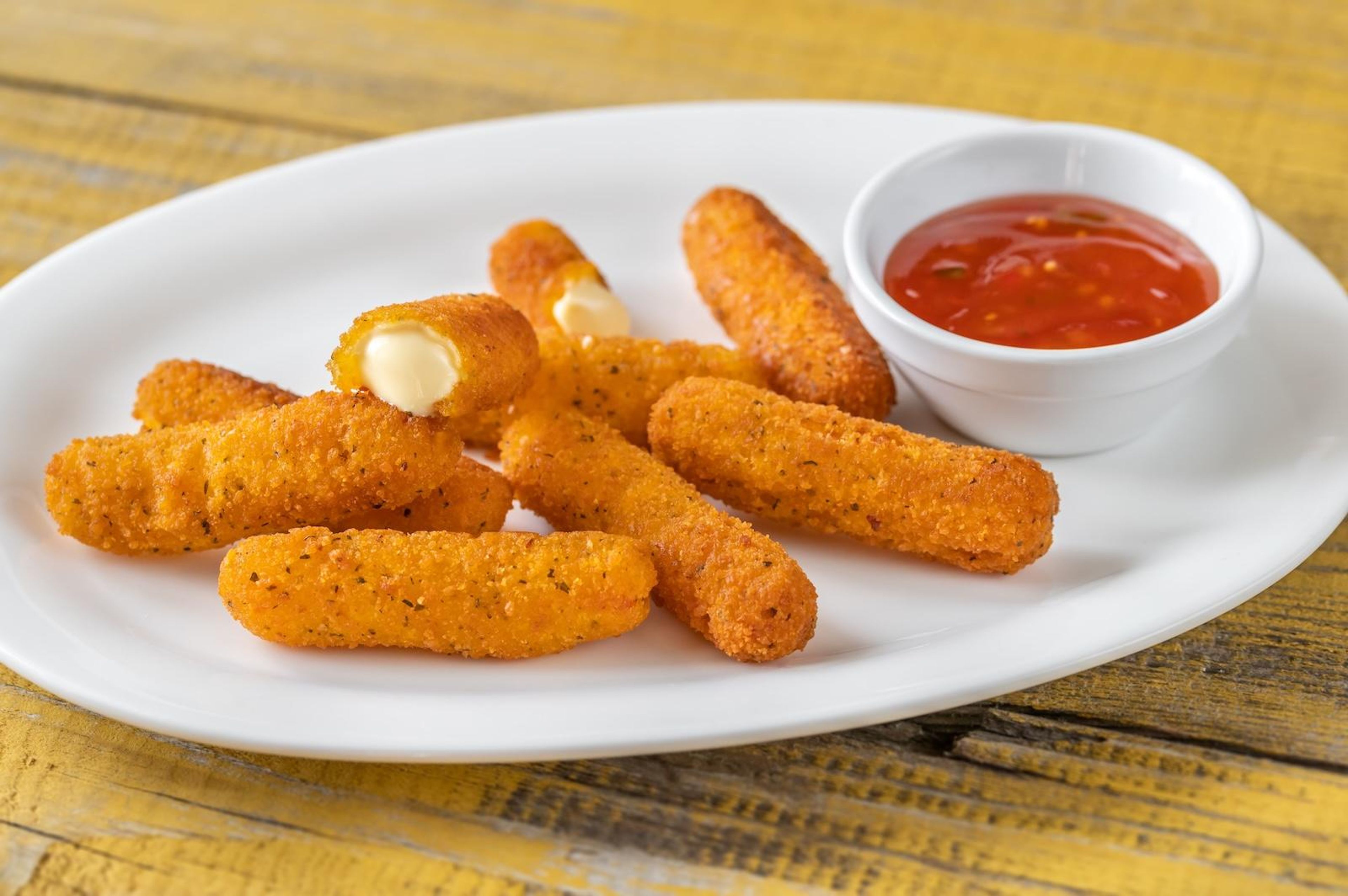 Mozzarela Sticks.