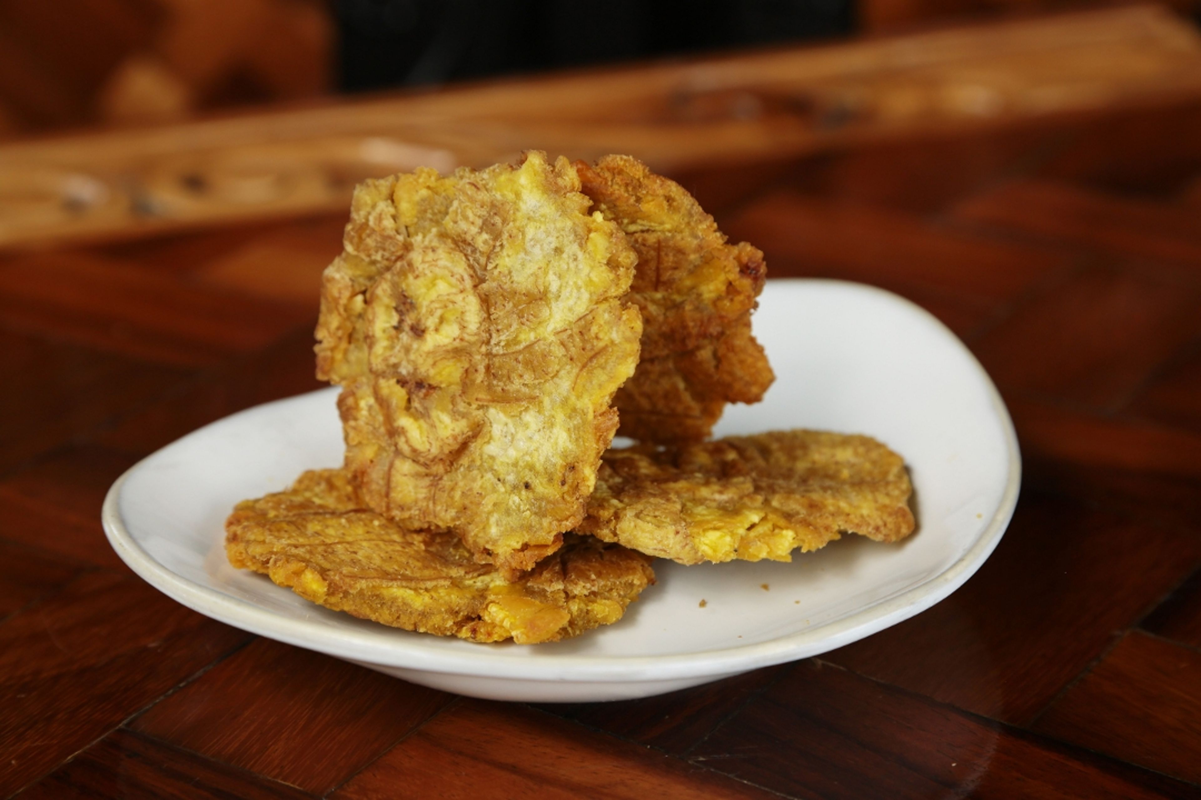 TOSTONES.