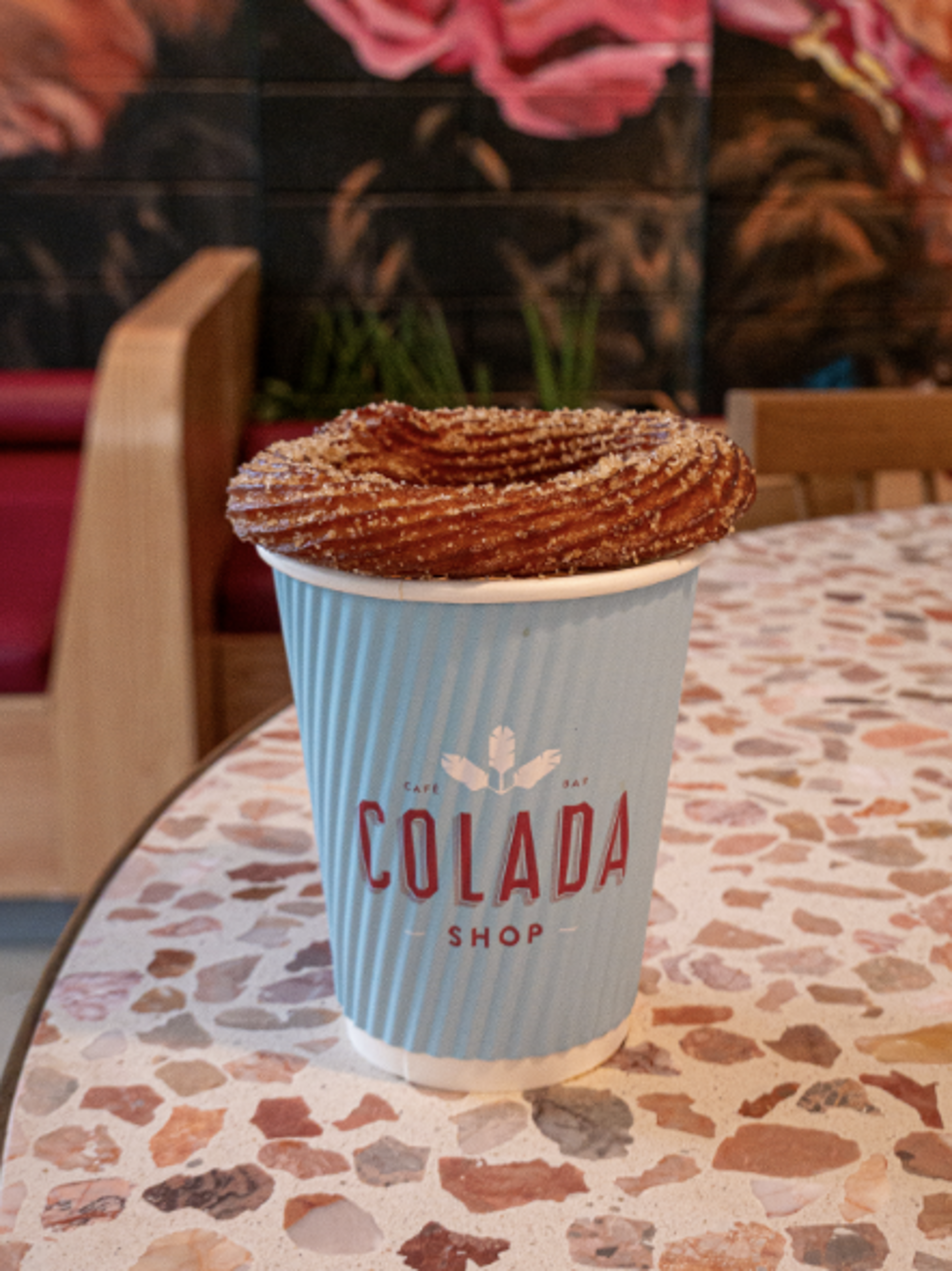 CHURRO CAFÉ CON LECHE.