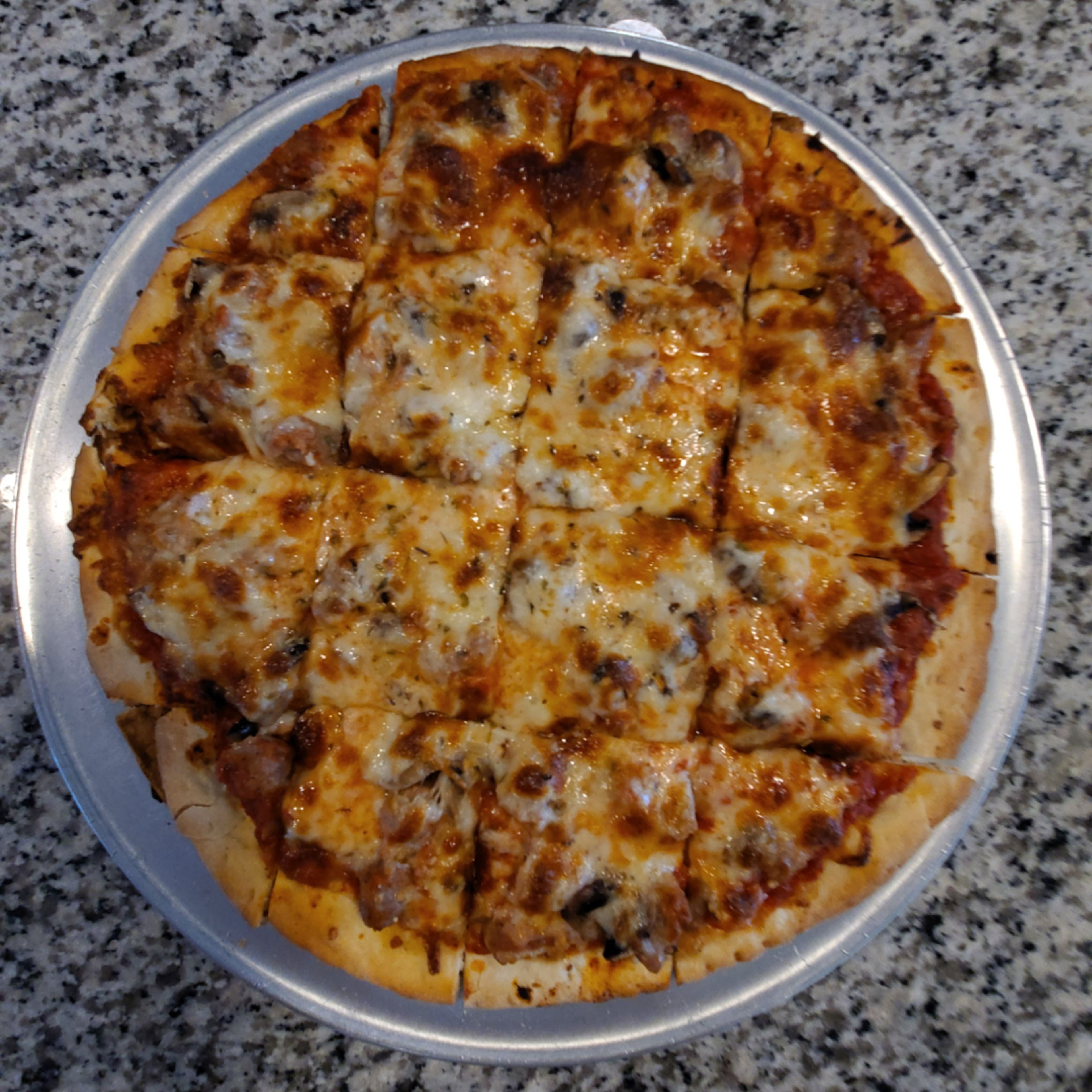 TAVERN STYLE PIZZA - 14".