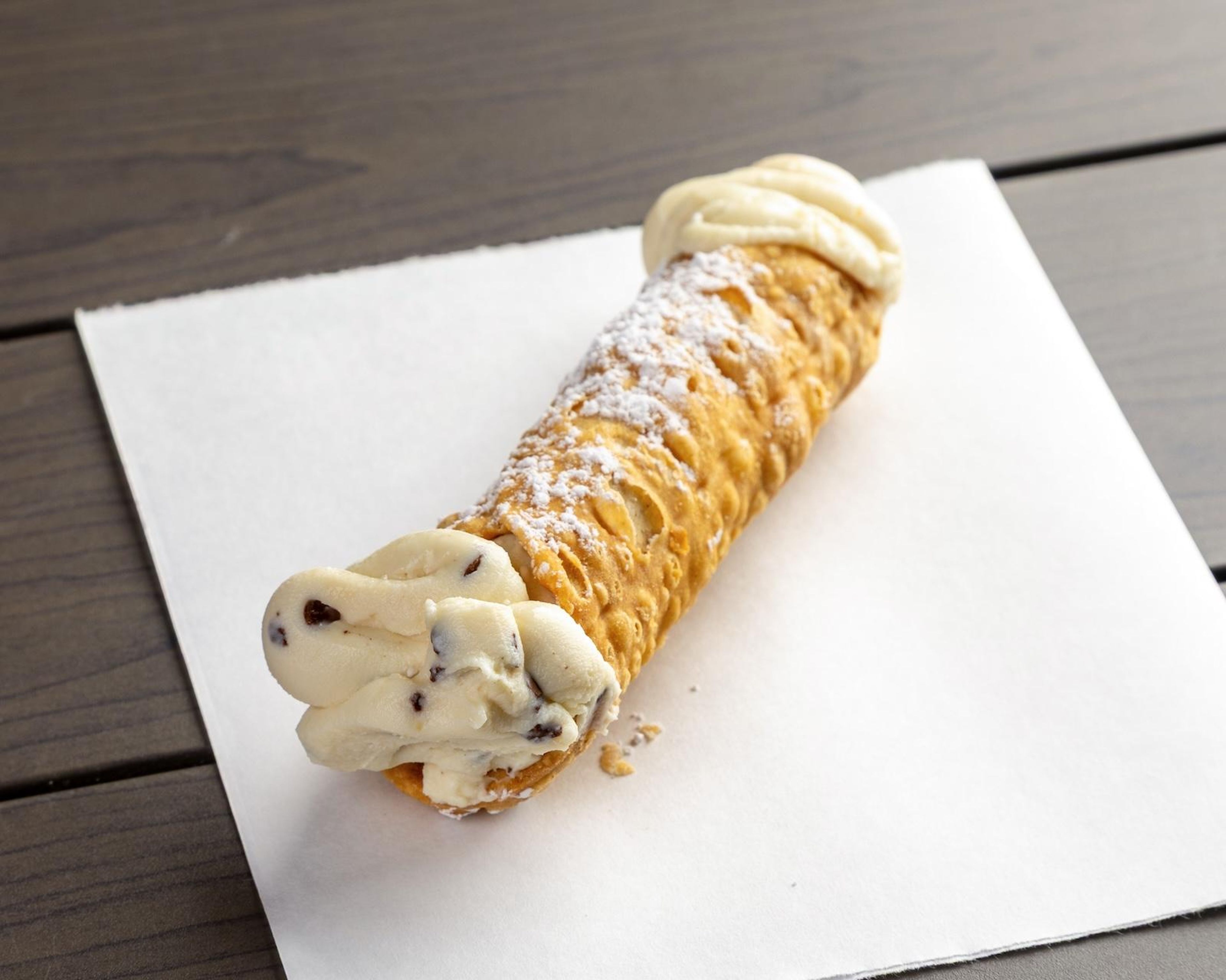 Cannoli.