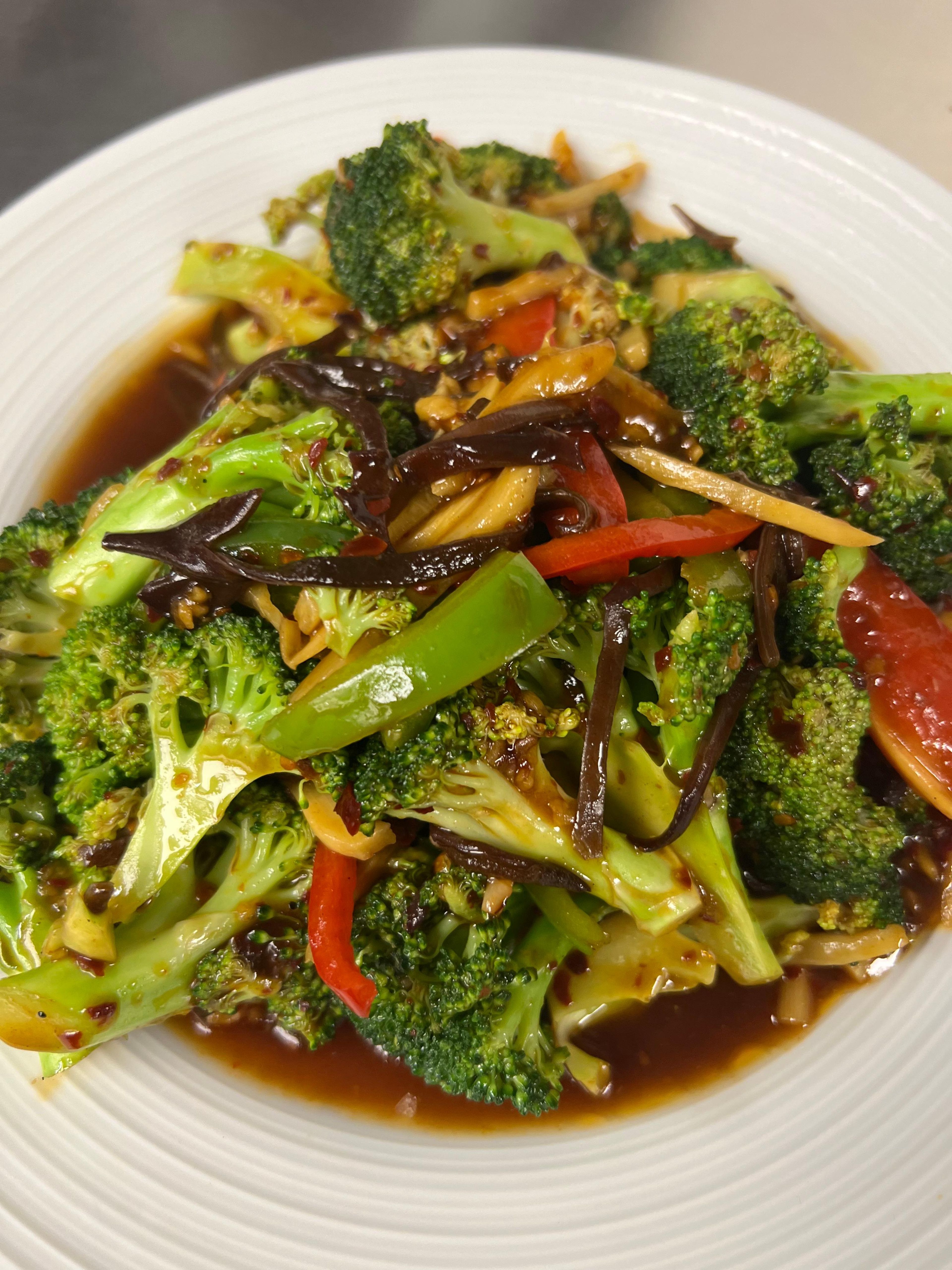 Broccoli in Garlic Sauce.