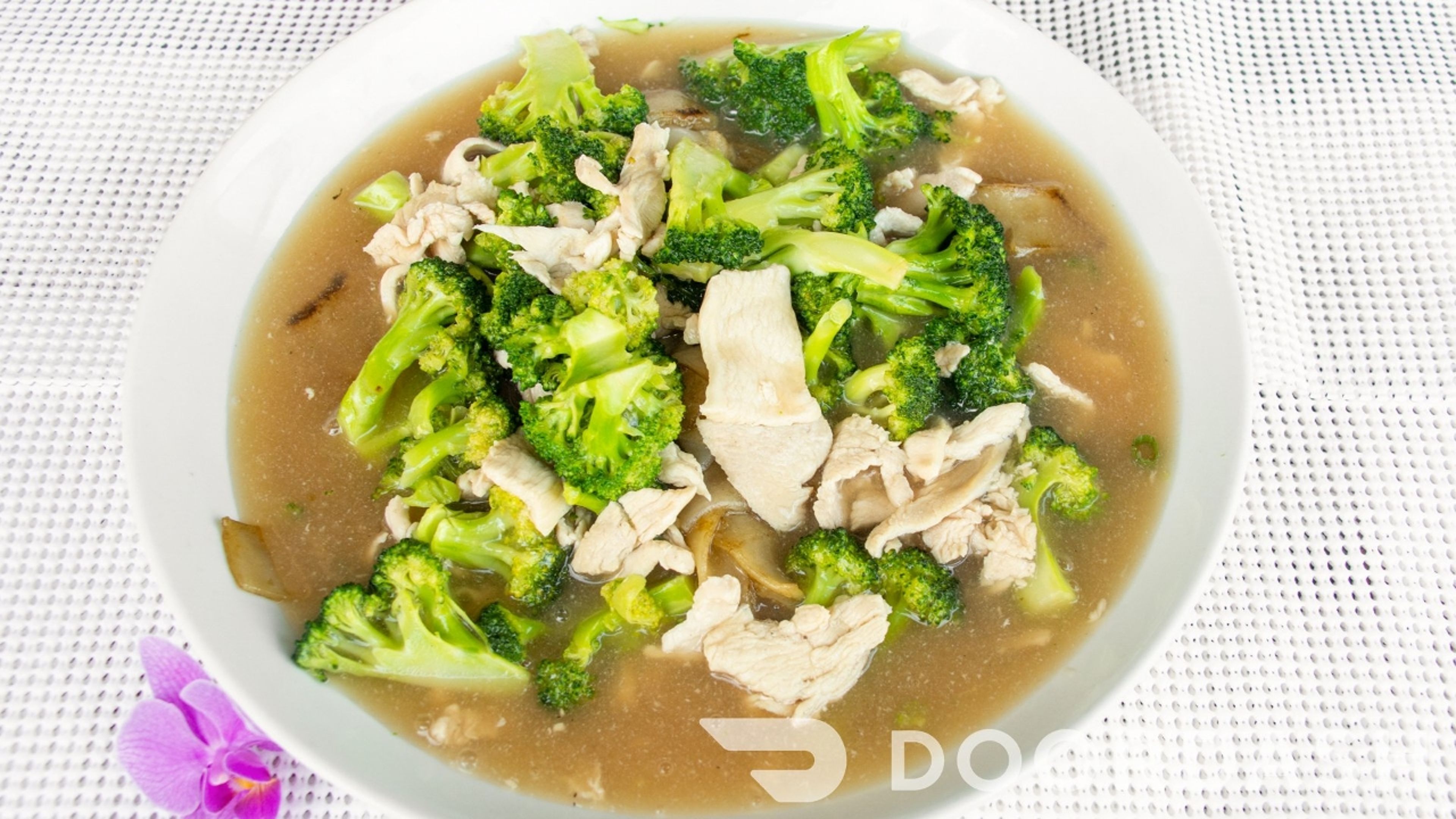 Phad Rard Na (Sen Yai Rard Na).