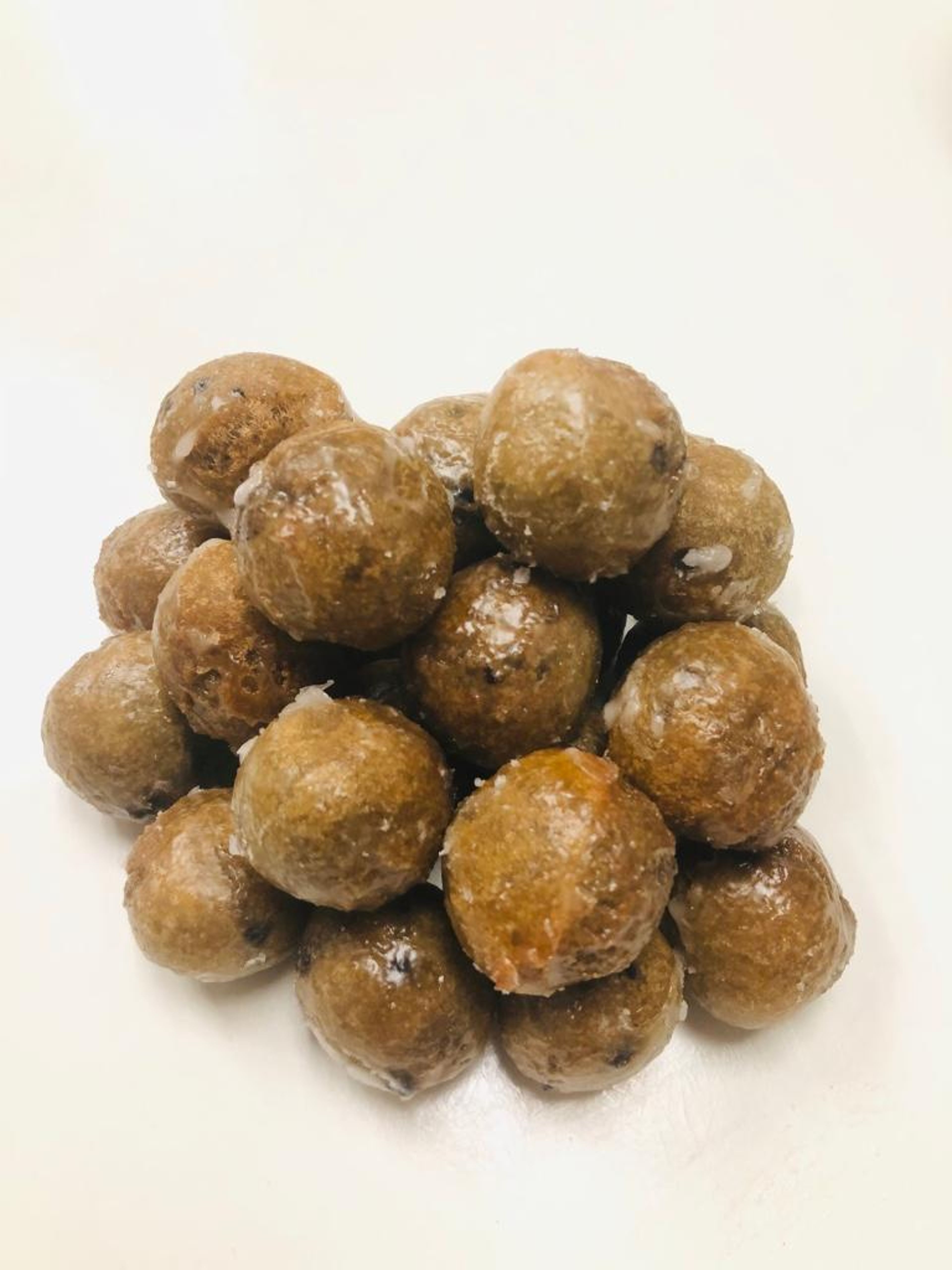 1/2 Dz Holes: Blueberry Cake( Fri to Sun).