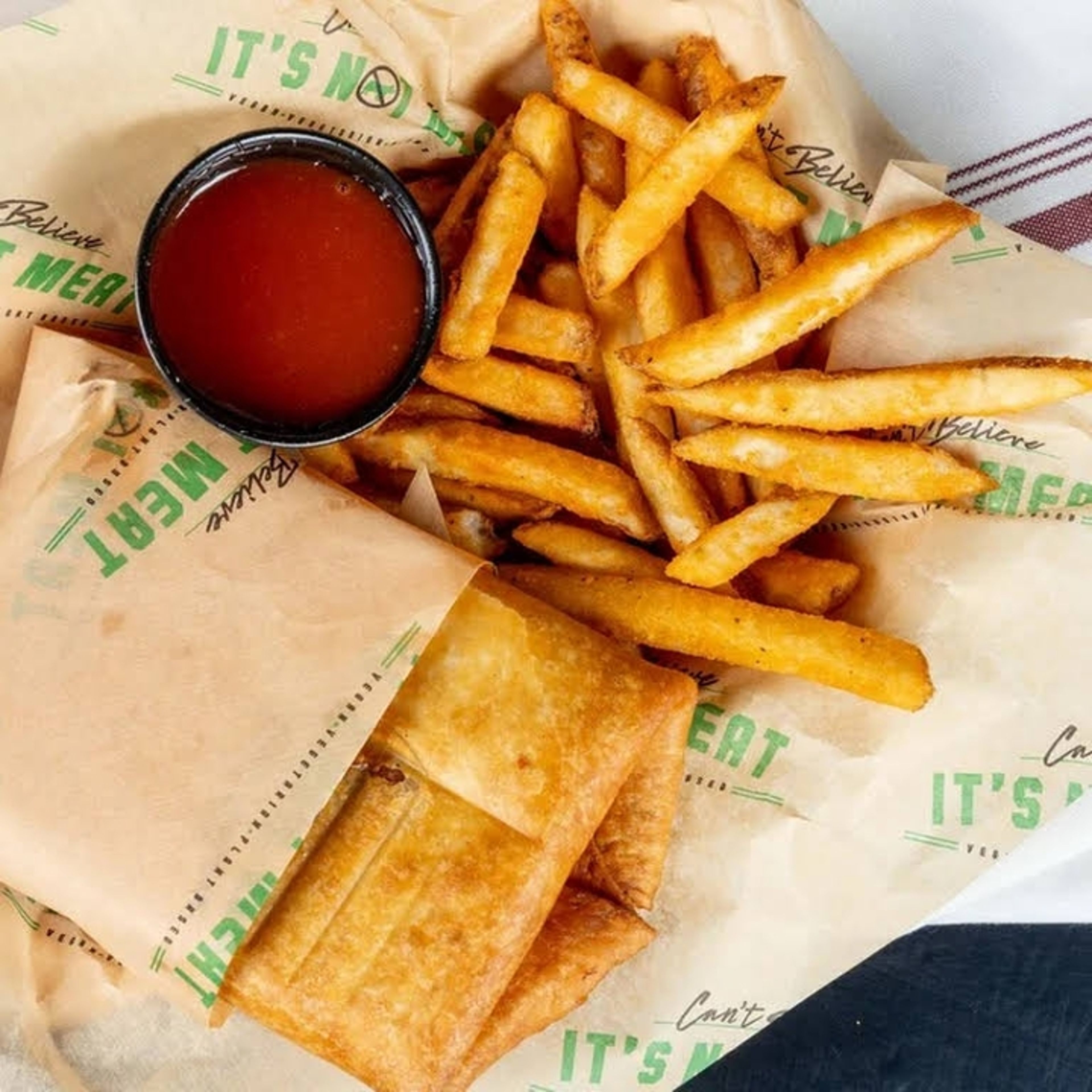 CAN'T BELIEVE IT'S A PIZZA POOF.