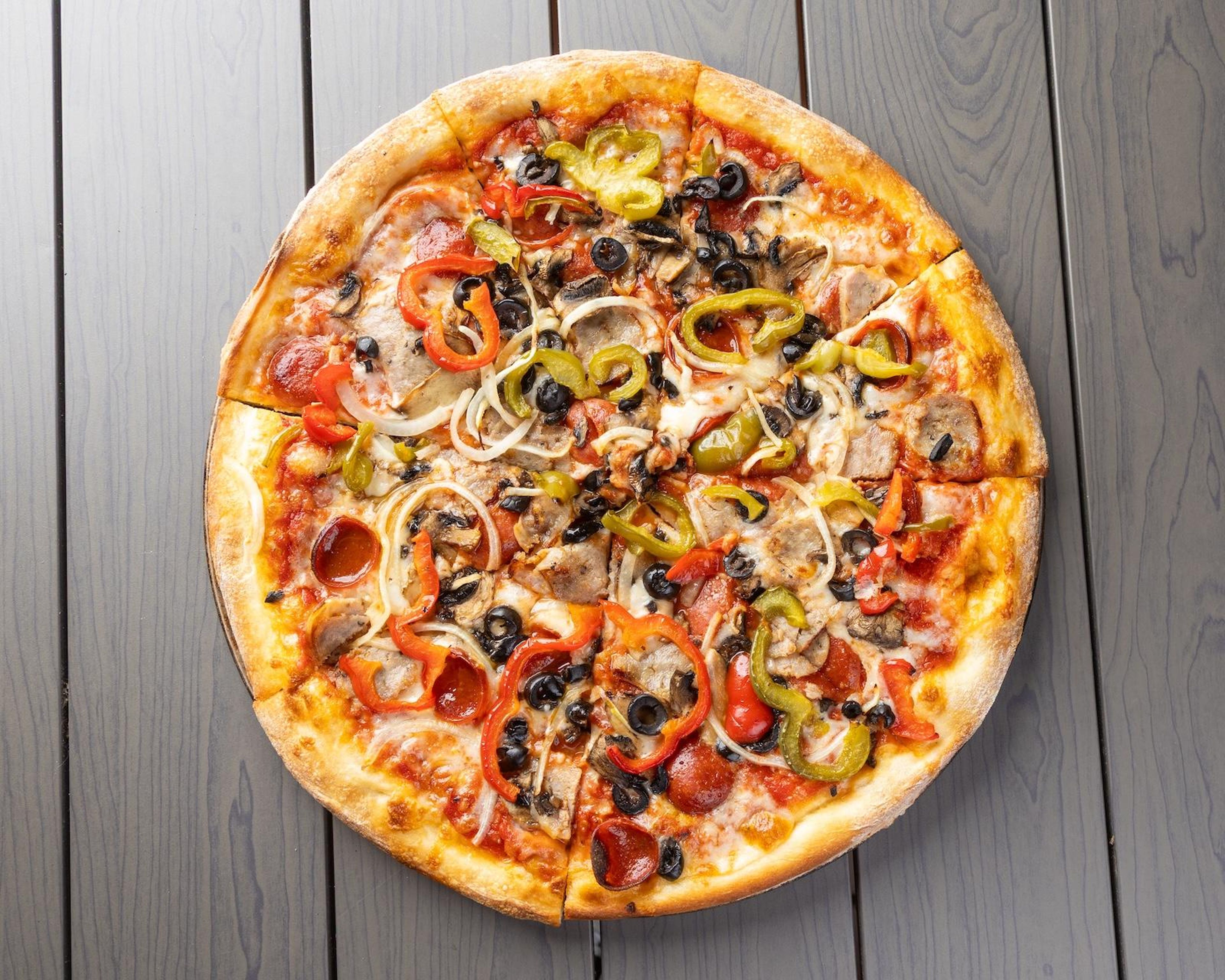 Supreme Pizza (18").